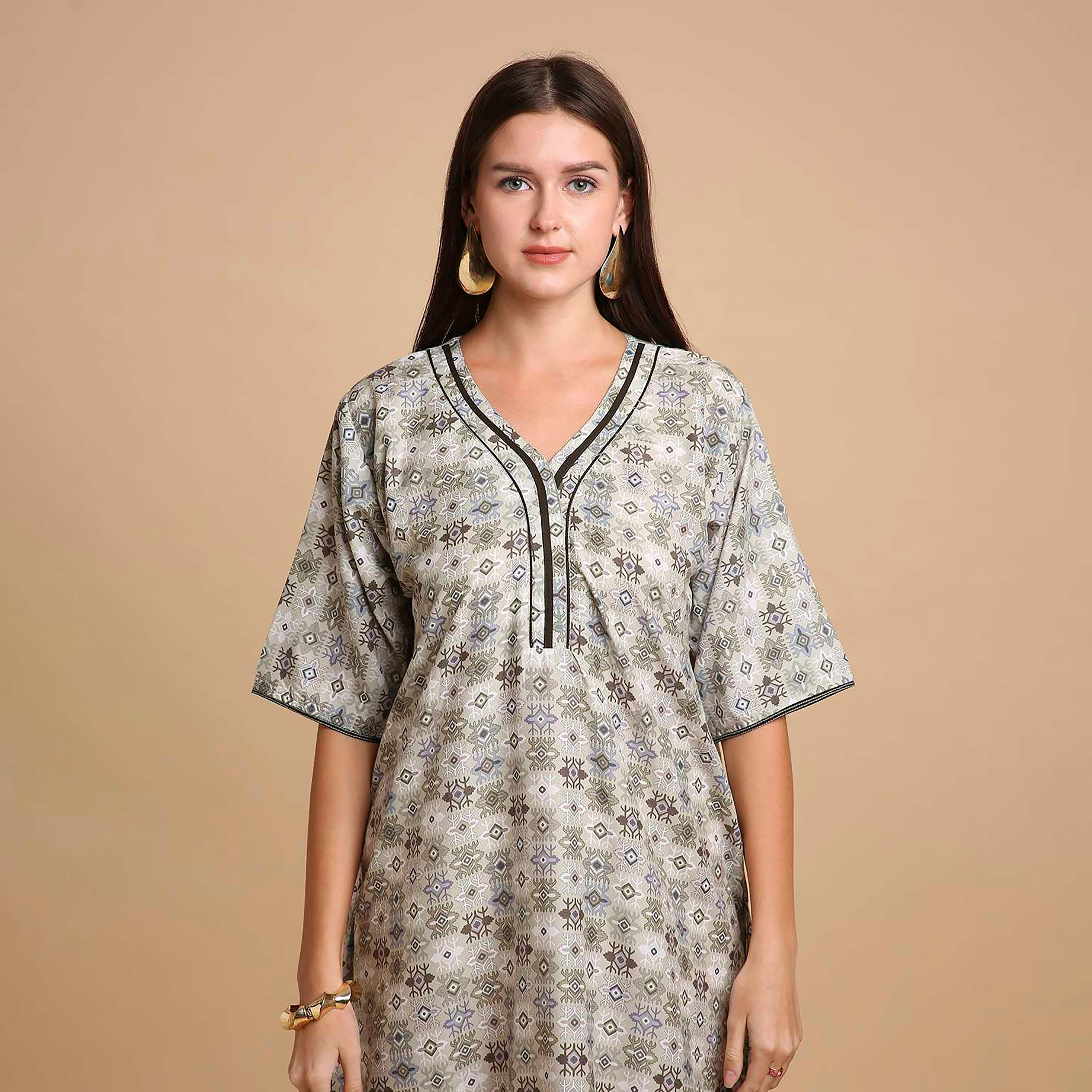 جلابية نسائية بطبعة أشكال هندسية من هانا اند سارة-women-arabicclothing-jalabiyas-image-7