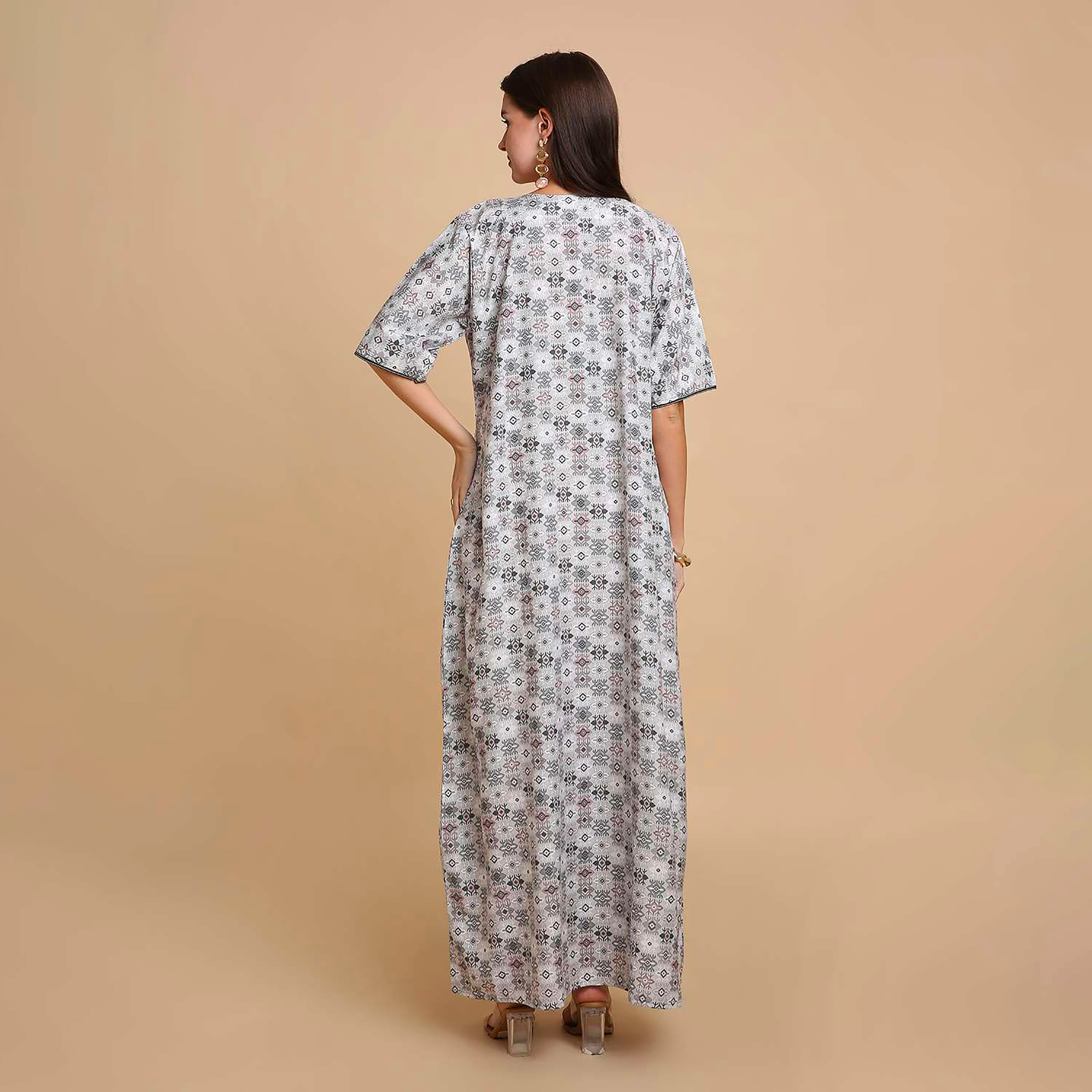 جلابية نسائية بطبعة أشكال هندسية من هانا اند سارة-women-arabicclothing-jalabiyas-image-5