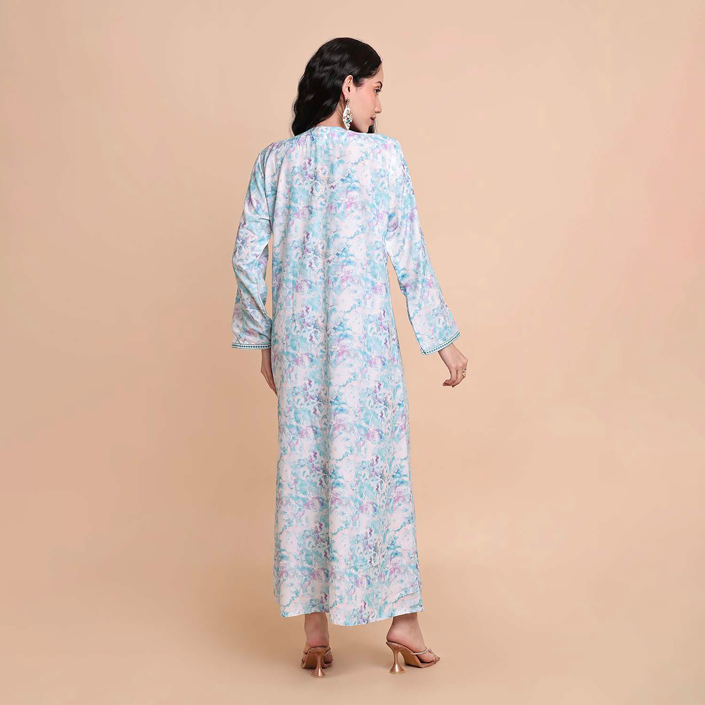 جلابية نسائية مطرزة بنقشة زهور من هنا اند سارة-women-arabicclothing-jalabiyas-image-5