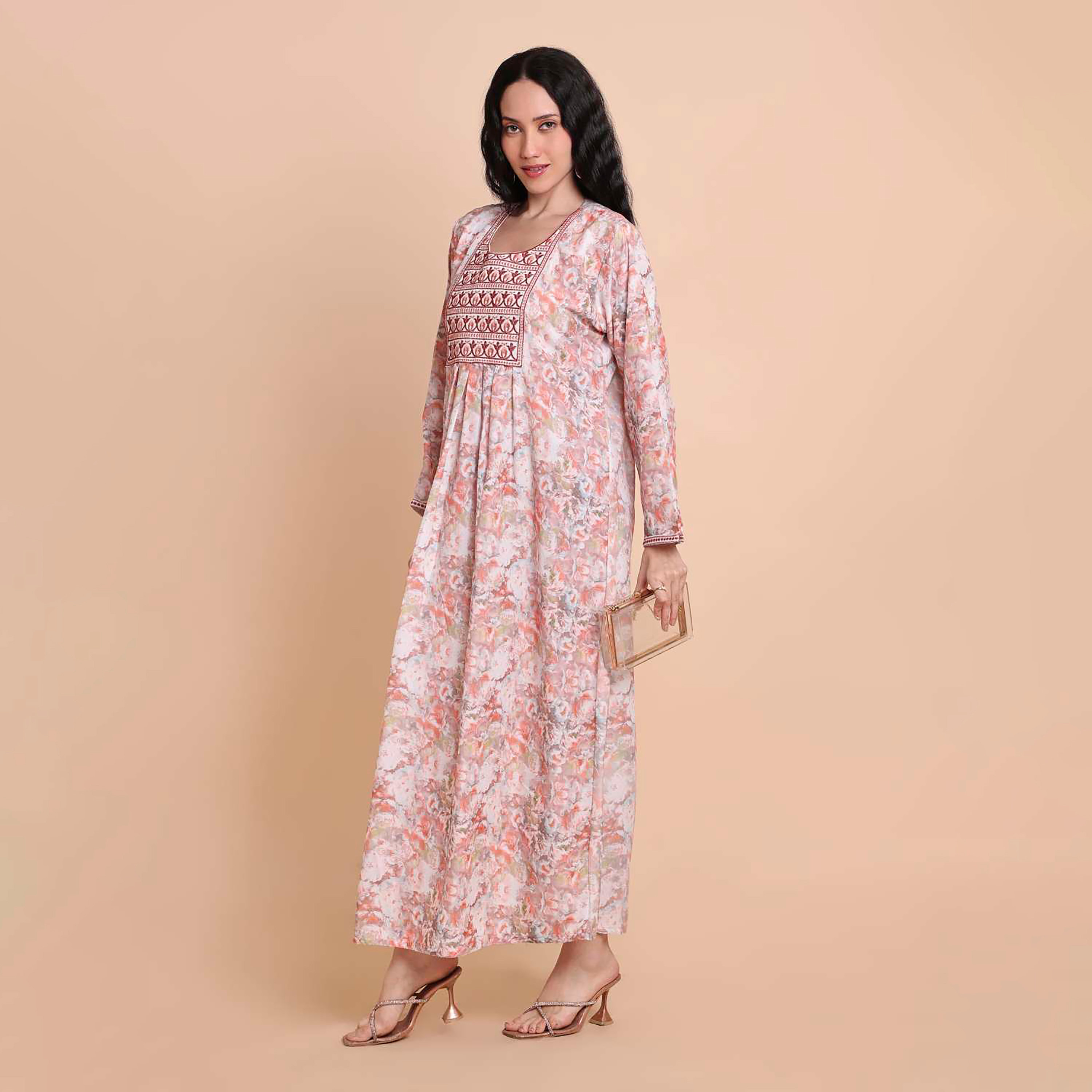 جلابية نسائية مطرزة بنقشة زهور من هنا اند سارة-women-arabicclothing-jalabiyas-image-3