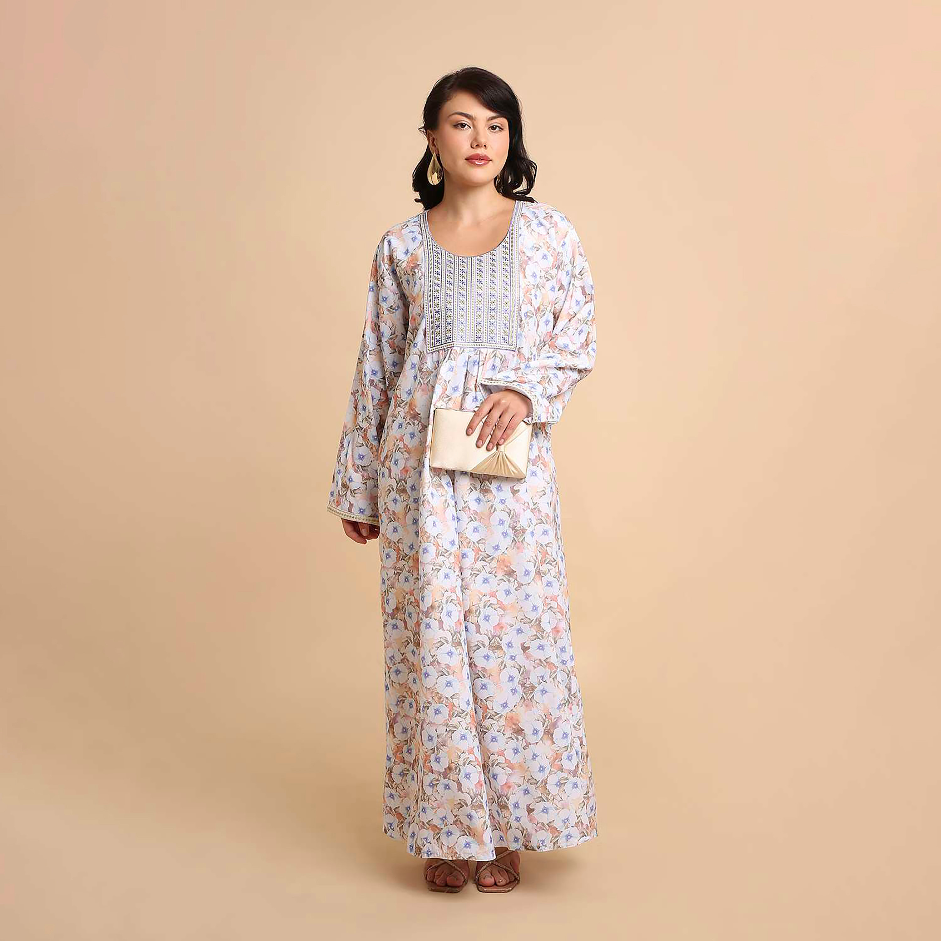 جلابية نسائية مطرزة بنقشة زهور من هنا اند سارة-women-arabicclothing-jalabiyas-image-1