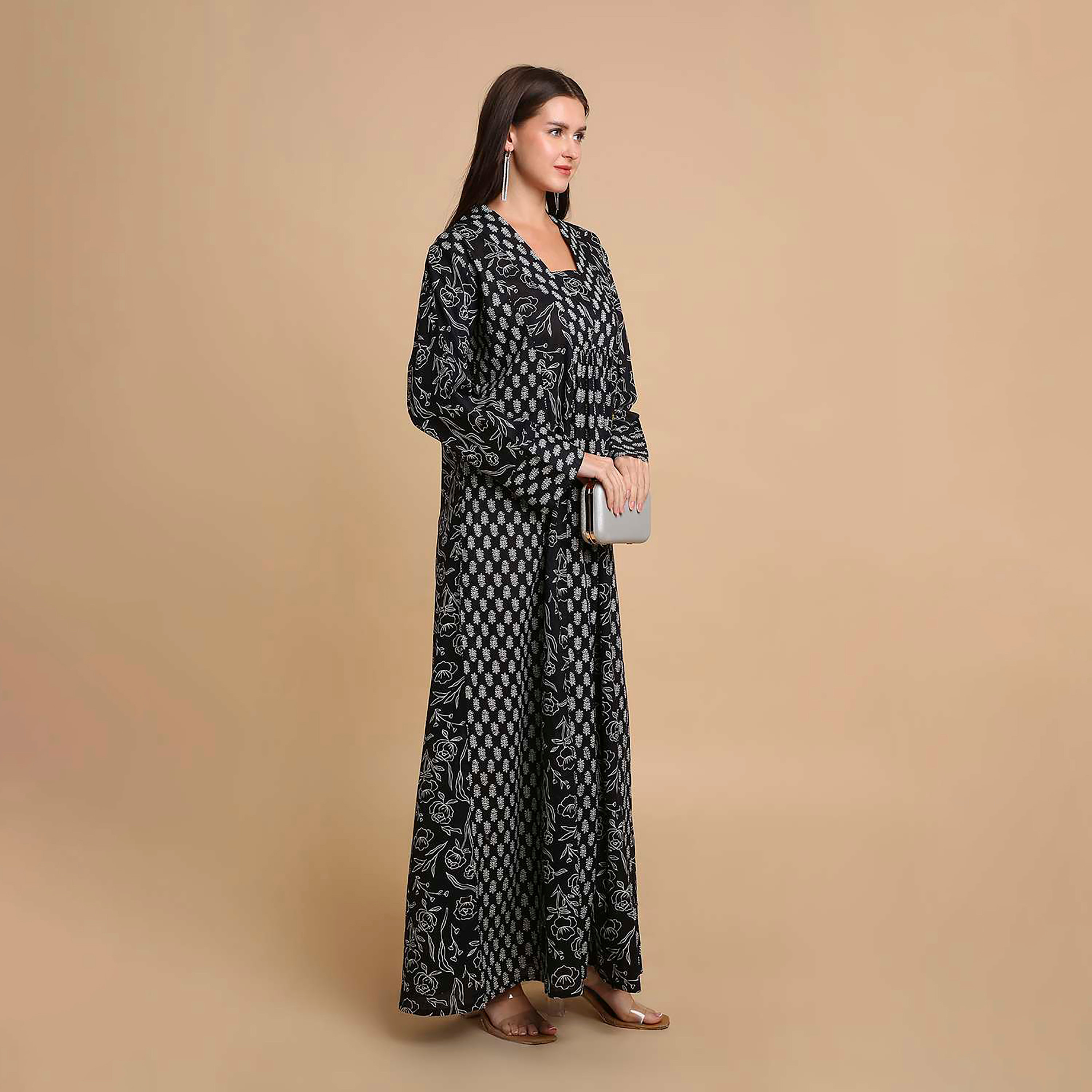 HanaandSara Floral Booti Print Square Neck Cotton Women's Jalabiya-women-arabicclothing-jalabiyas-image-19