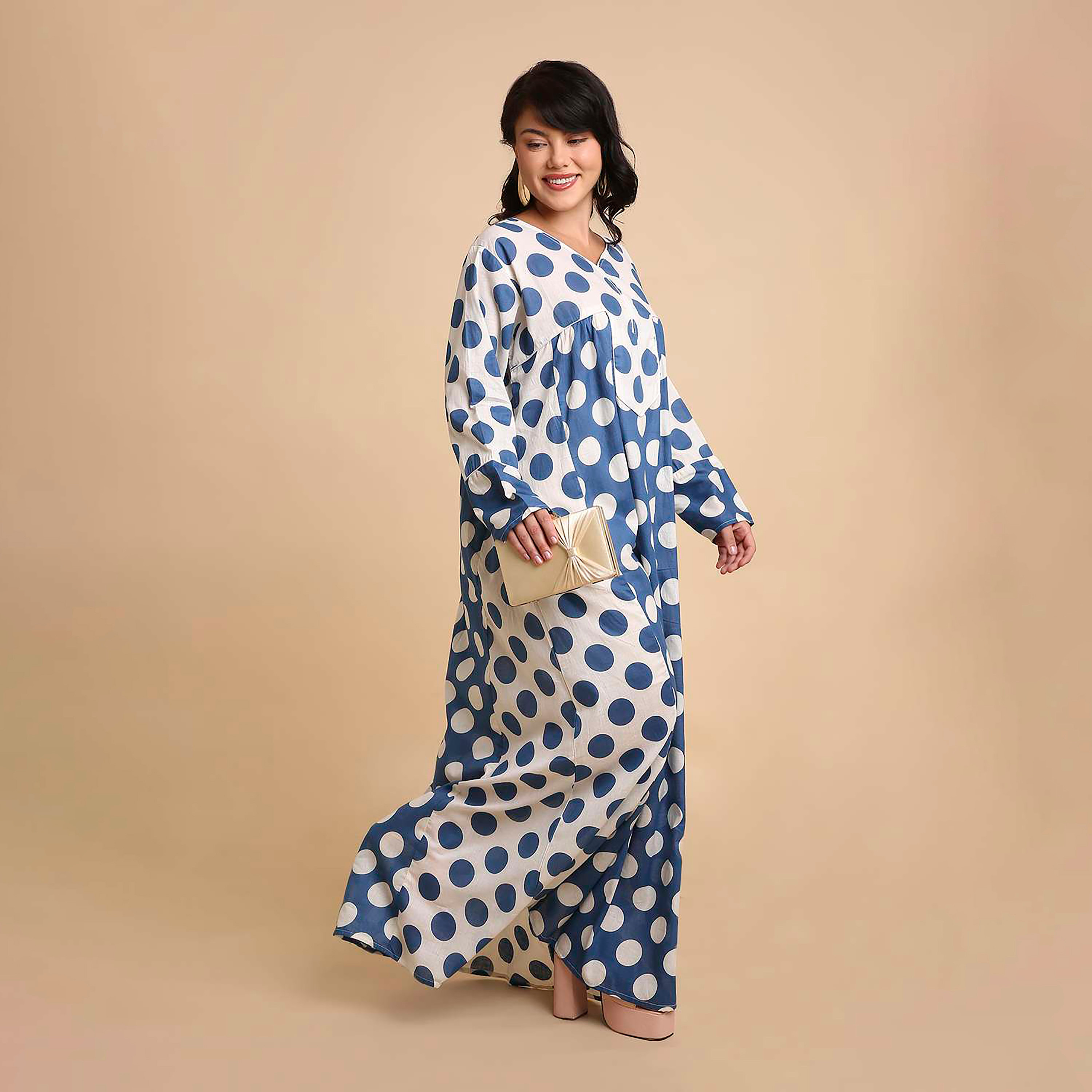 جلابية نسائية قطنية بنقاط بولكا من هنا آند سارة-women-arabicclothing-jalabiyas-image-4