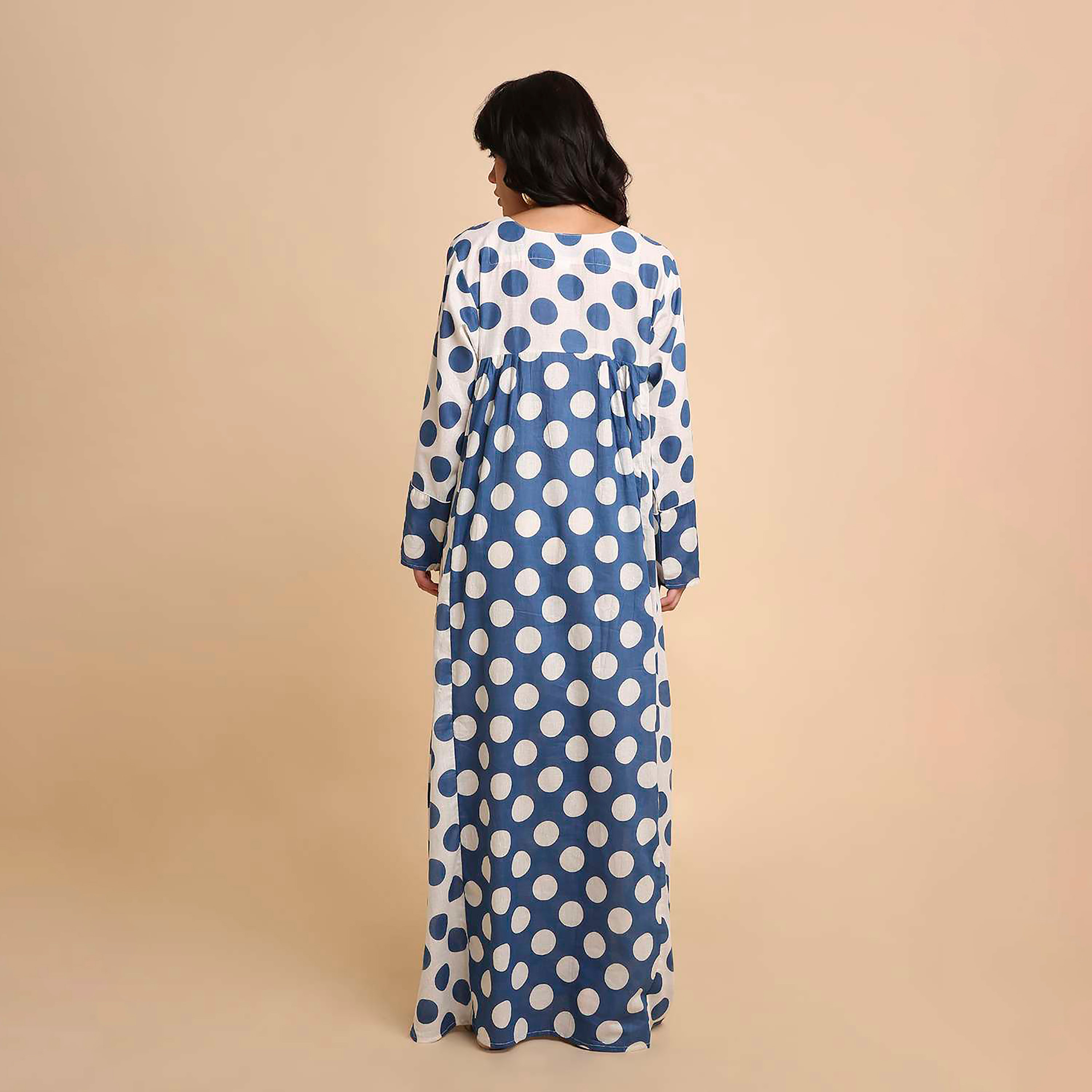 جلابية نسائية قطنية بنقاط بولكا من هنا آند سارة-women-arabicclothing-jalabiyas-image-5