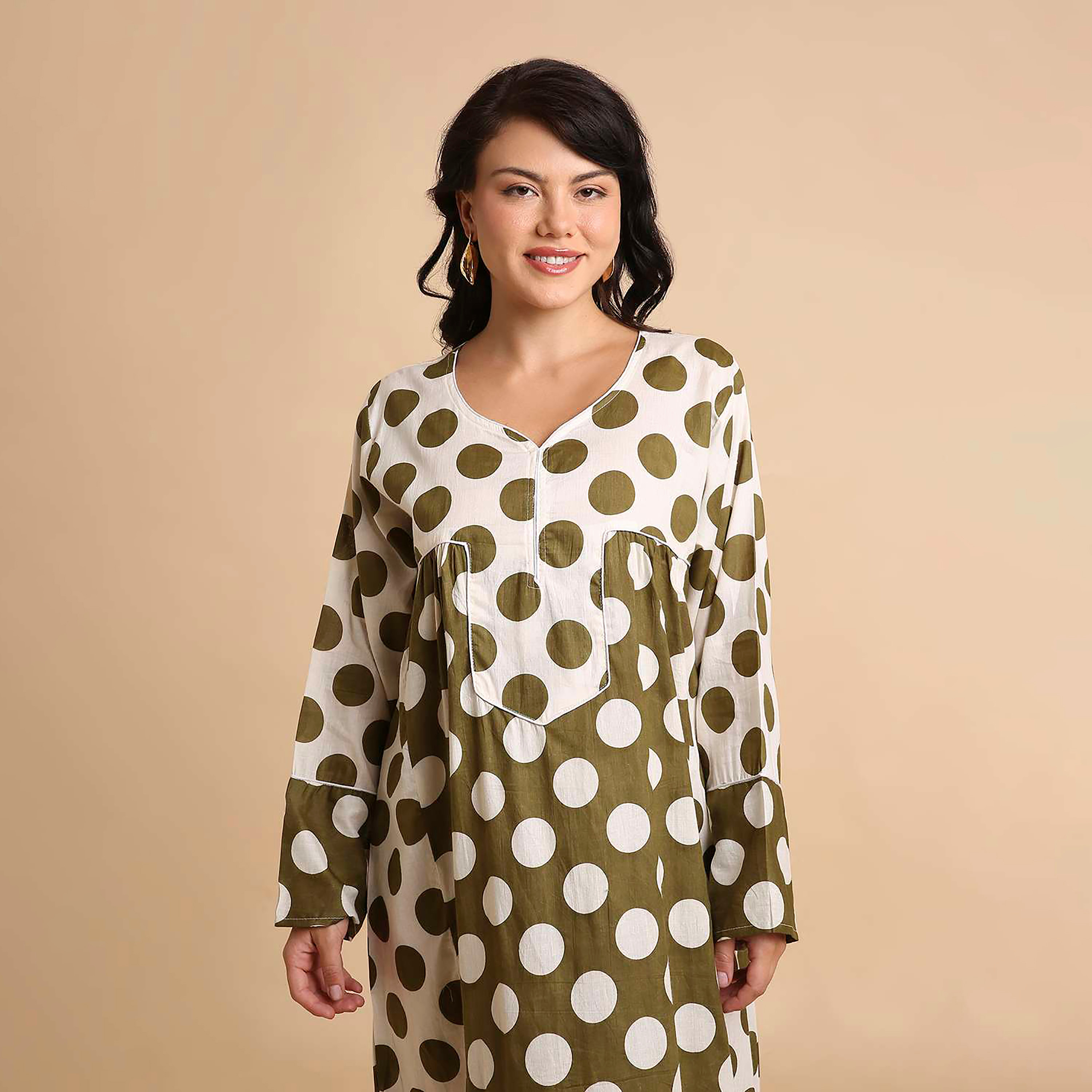 جلابية نسائية قطنية بنقاط بولكا من هنا آند سارة-women-arabicclothing-jalabiyas-image-2
