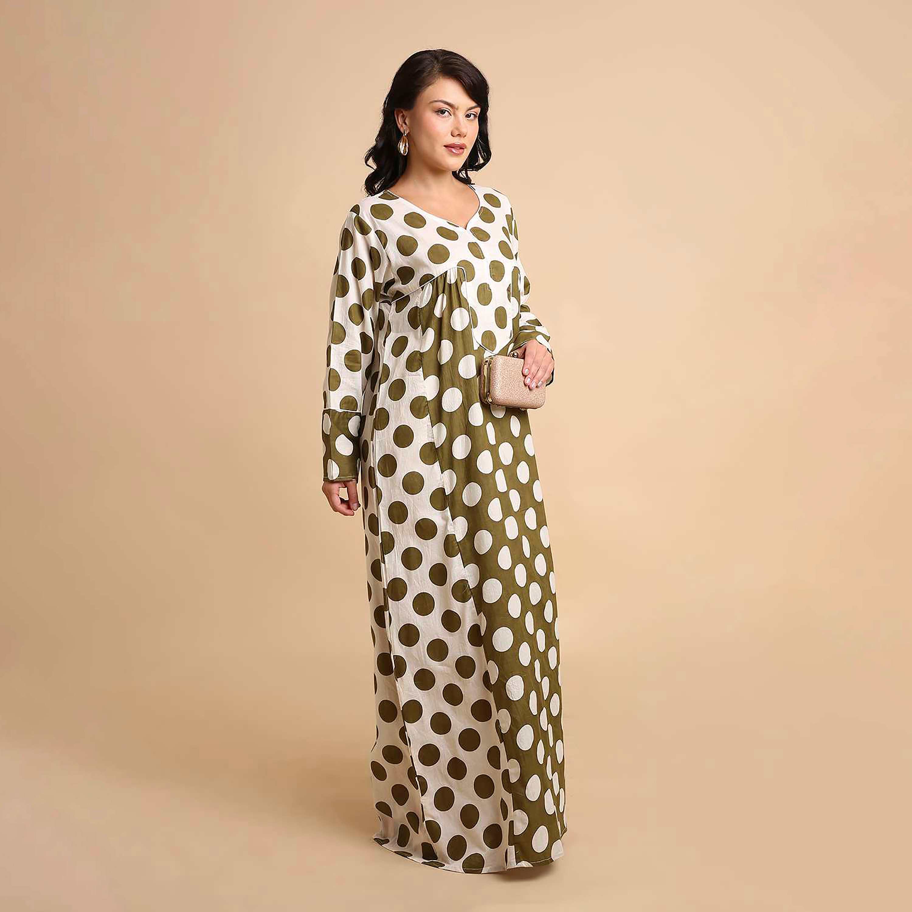 جلابية نسائية قطنية بنقاط بولكا من هنا آند سارة-women-arabicclothing-jalabiyas-image-9