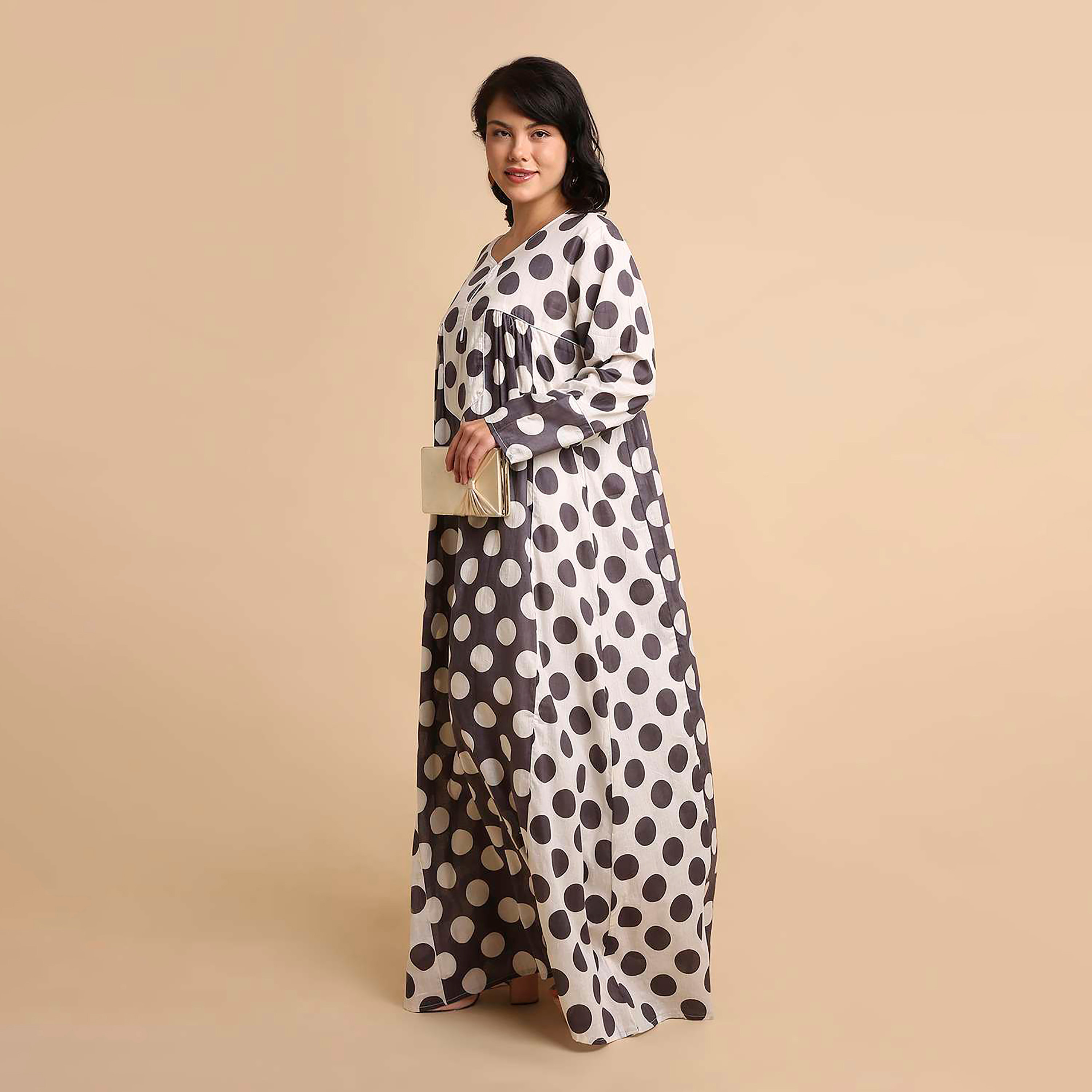 جلابية نسائية قطنية بنقاط بولكا من هنا آند سارة-women-arabicclothing-jalabiyas-image-28