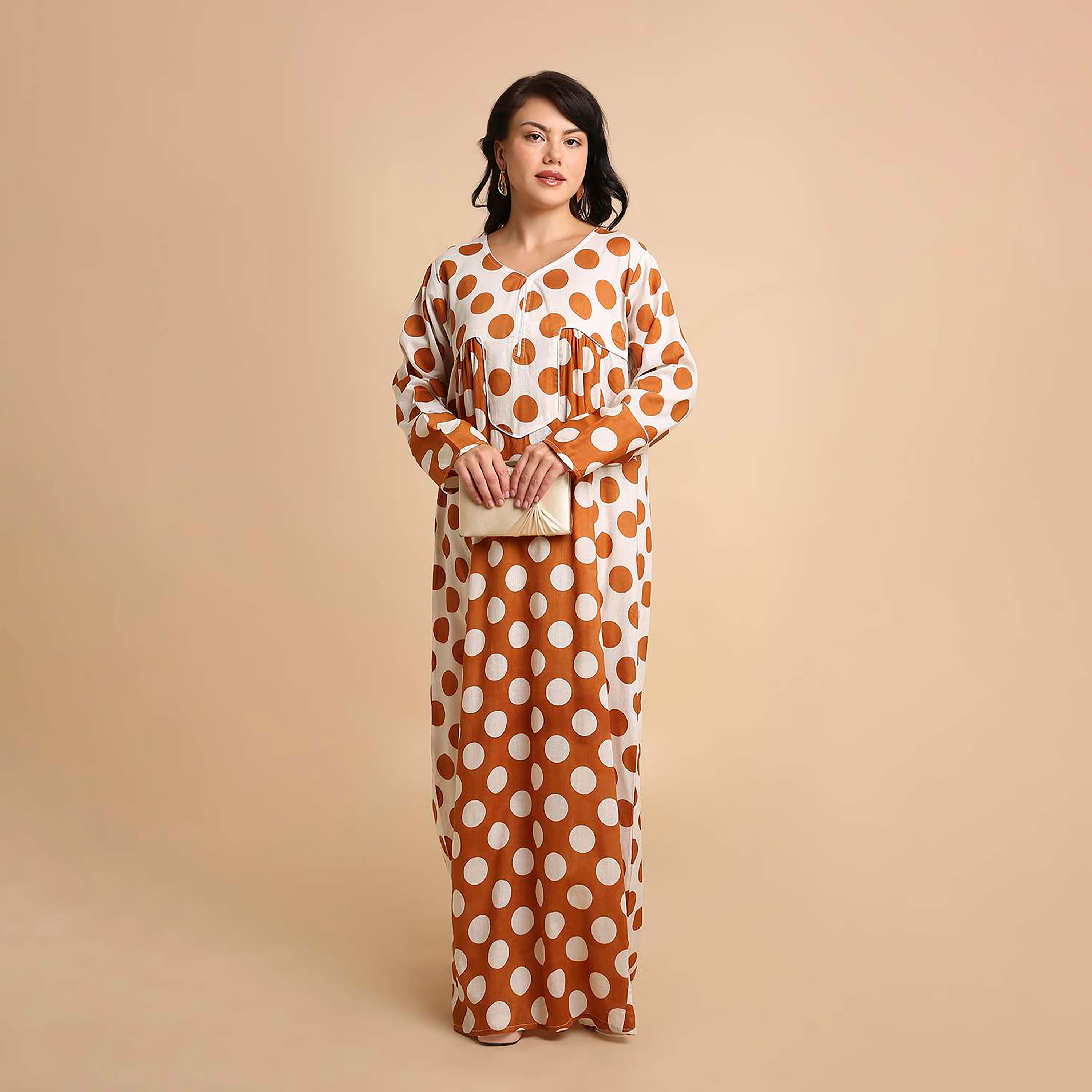 جلابية نسائية قطنية بنقاط بولكا من هنا آند سارة-women-arabicclothing-jalabiyas-image-1