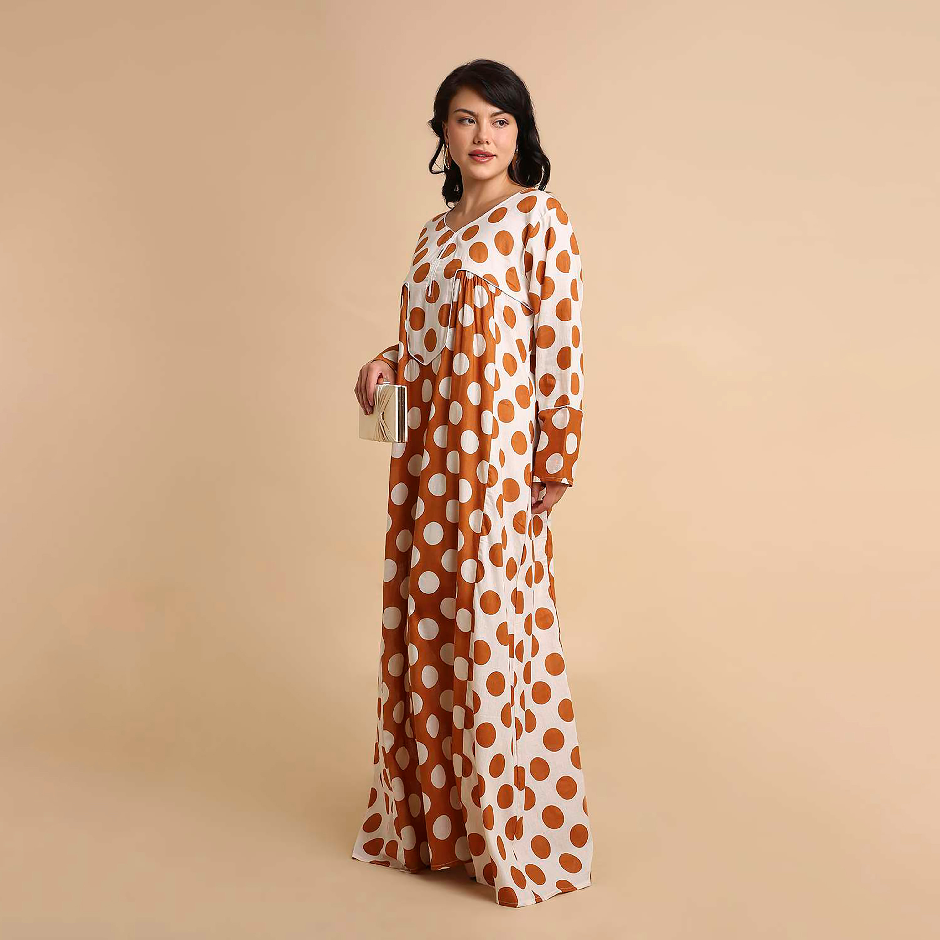 جلابية نسائية قطنية بنقاط بولكا من هنا آند سارة-women-arabicclothing-jalabiyas-image-3