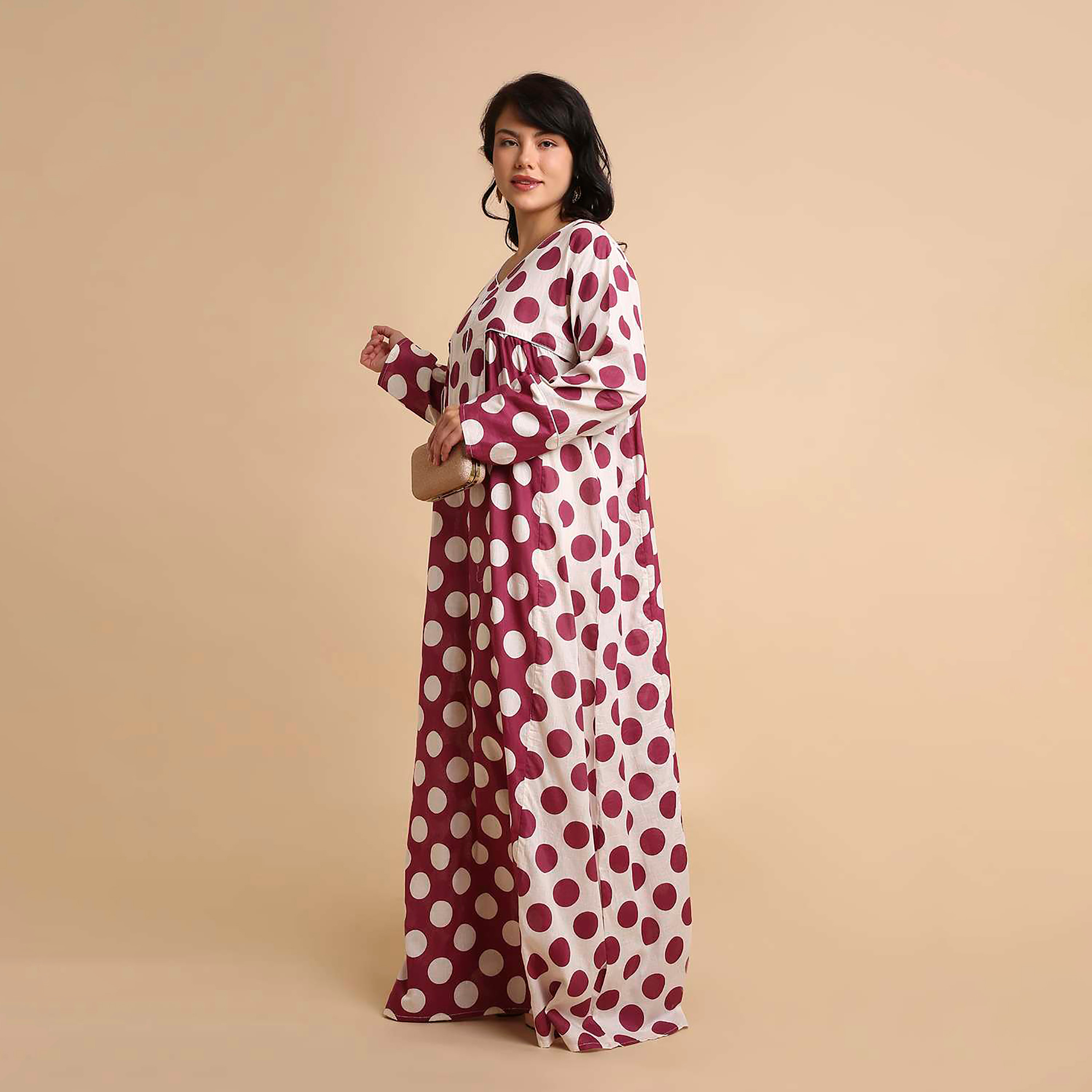 جلابية نسائية قطنية بنقاط بولكا من هنا آند سارة-women-arabicclothing-jalabiyas-image-3