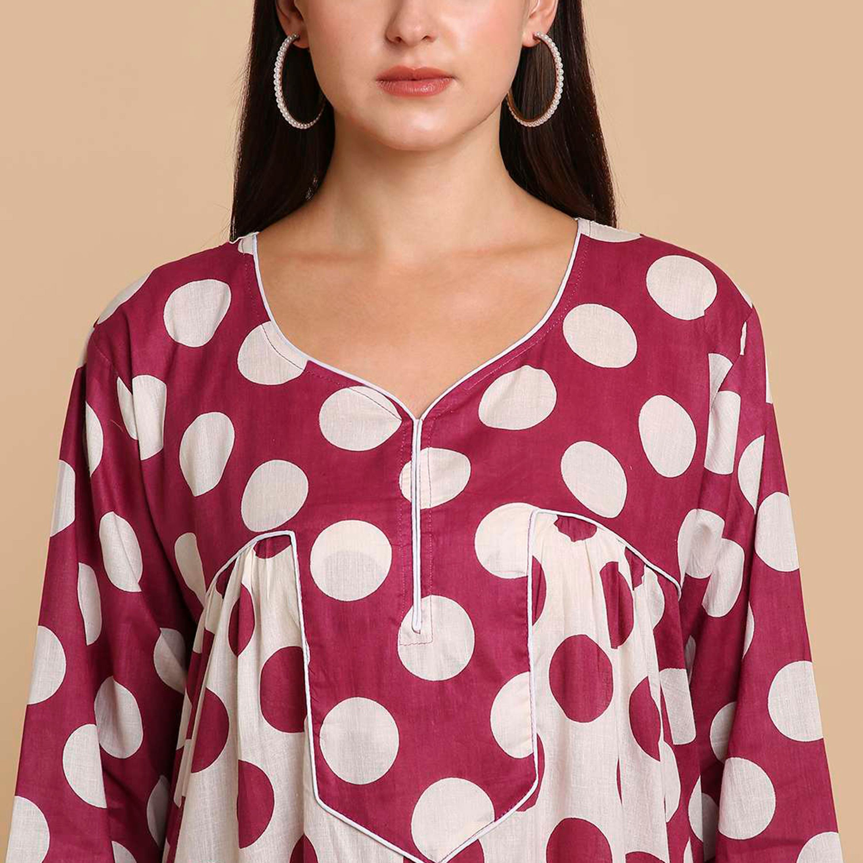 جلابية نسائية قطنية بنقاط بولكا وأكمام ذات أساور عريضة من هنا آند سارة-women-arabicclothing-jalabiyas-image-26