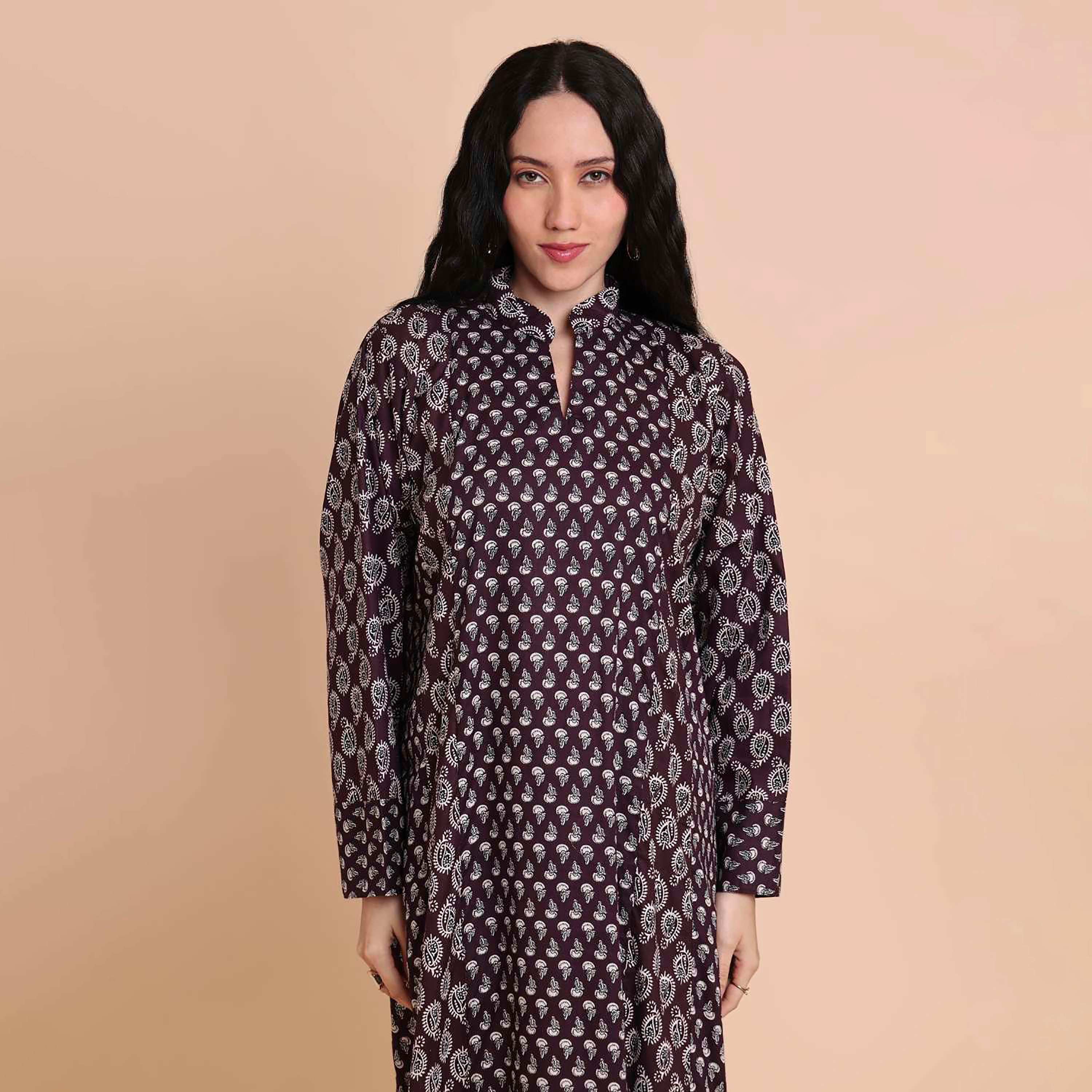 جلابية نسائية قطنية بنقشة بيزلي صغيرة (بوتى) وياقة ماندارين (صينية) من هنا آند سارة-women-arabicclothing-jalabiyas-image-12