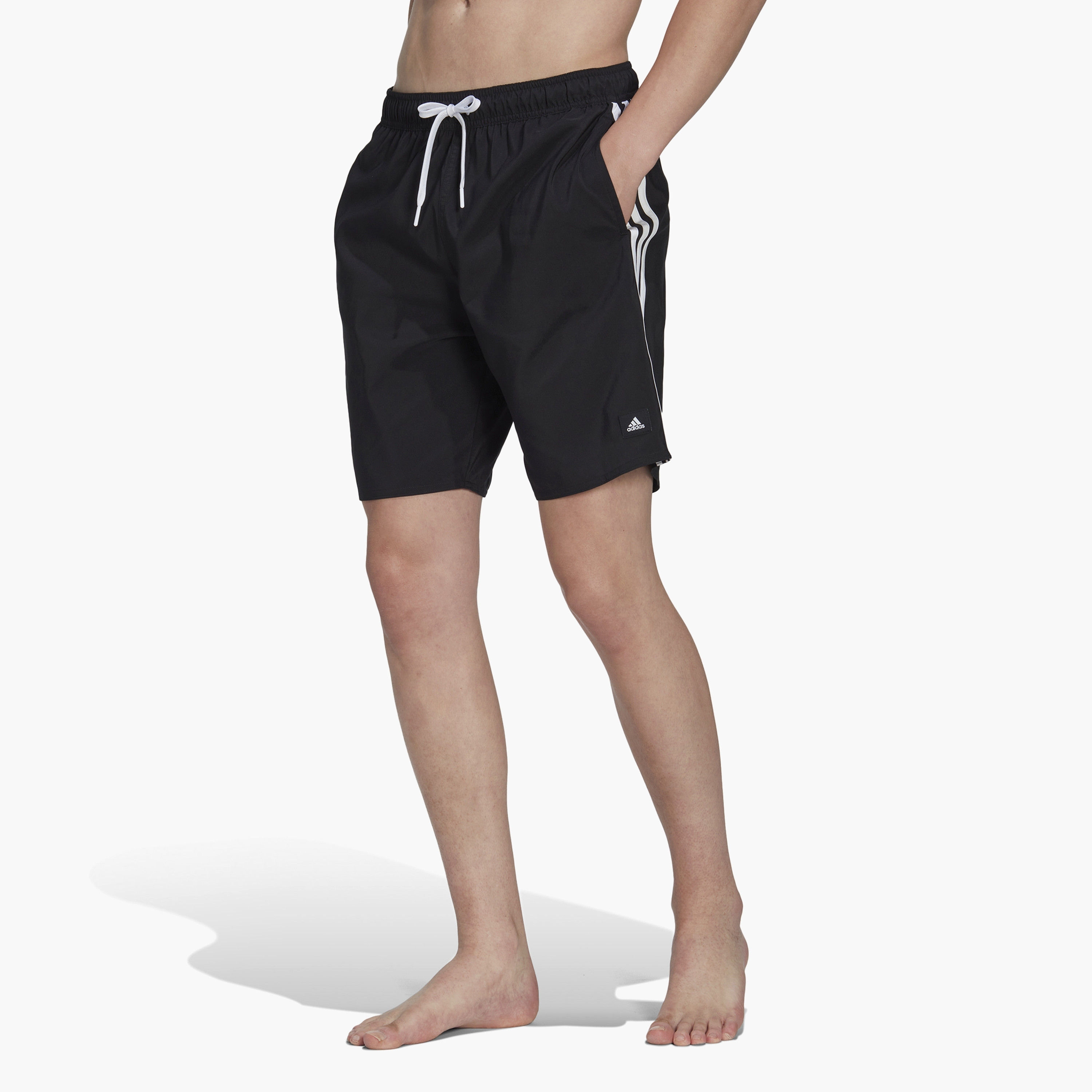 شورت السباحة ذو 3-سترايبس سي إل إكس للرجال من أديداس | OE-sports-men-clothing-swimwear-image-1