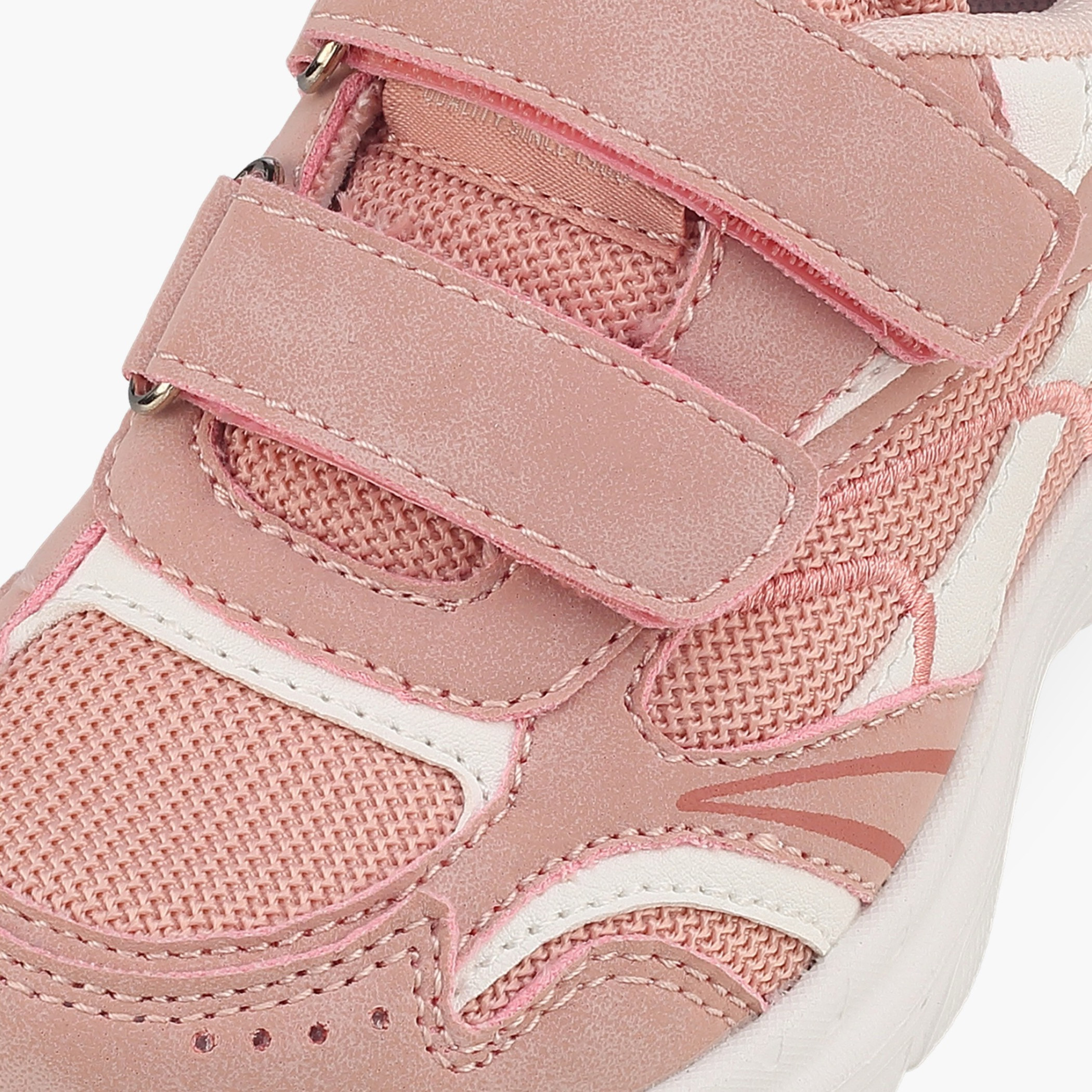 حذاء سنيكرز طول الكاحل بألواح وشريط إغلاق للبنات من لي كوبر-girls-shoes-sneakers-image-4
