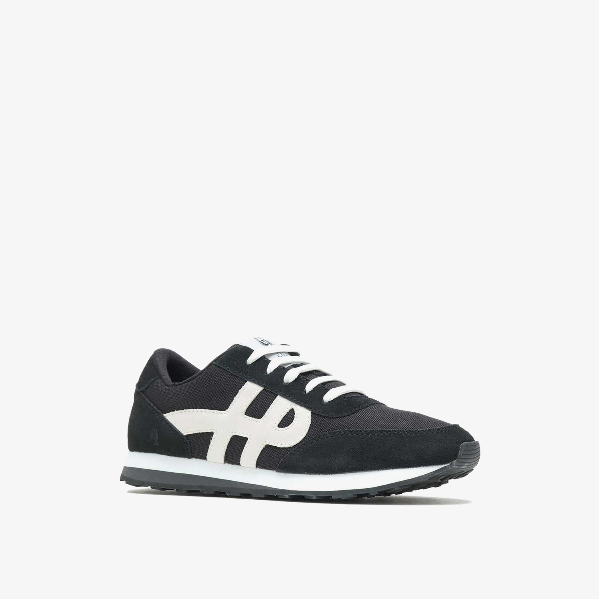  حذاء رياضي نسائي منخفض من هاش بابيز مع مزخرف سفنتي8 باللون الاسود-women-shoes-sneakers-image-1