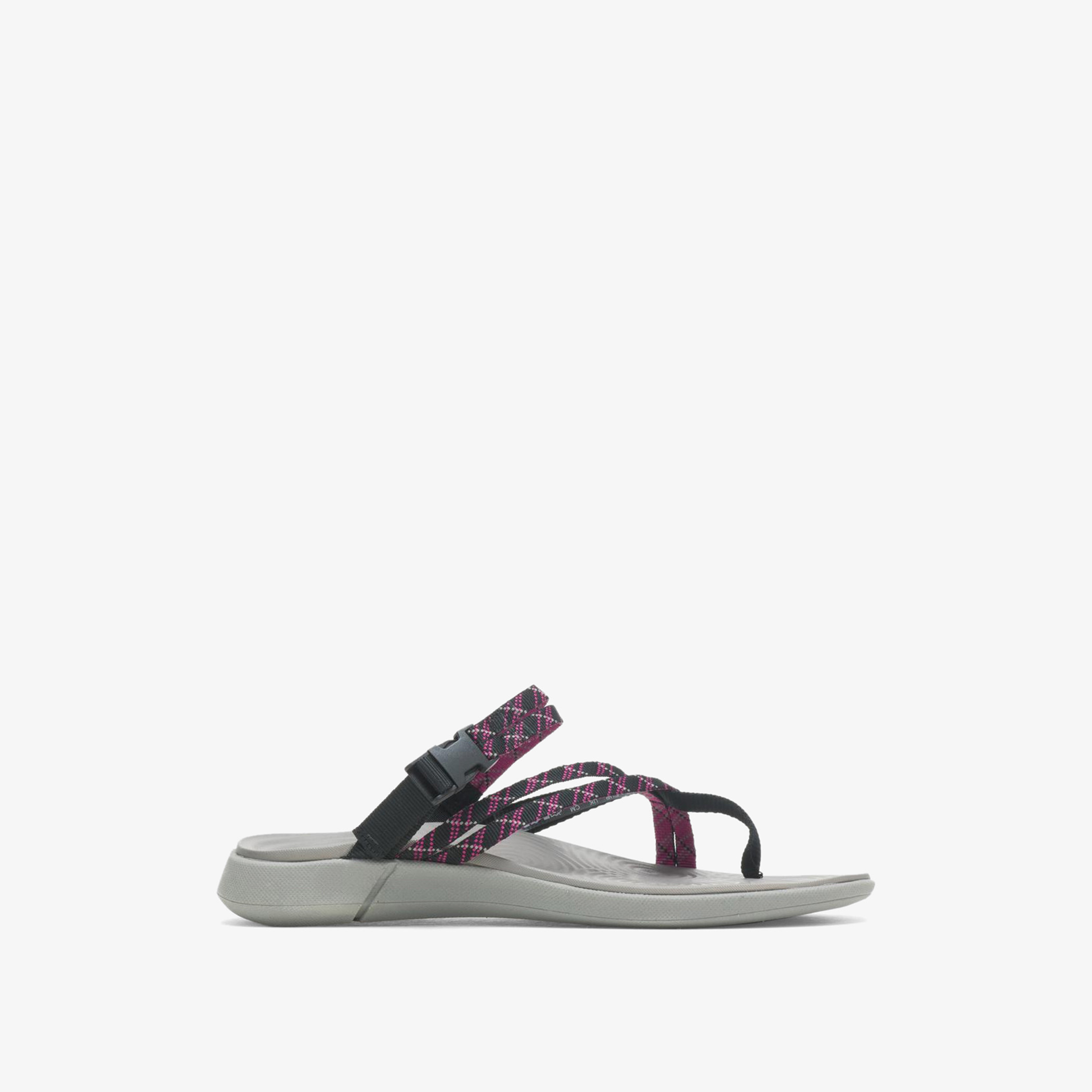 صندل هاش بابيز مسطح أسود بحمالات مزخرفة للنساء-women-shoes-sandals-flats-image-1