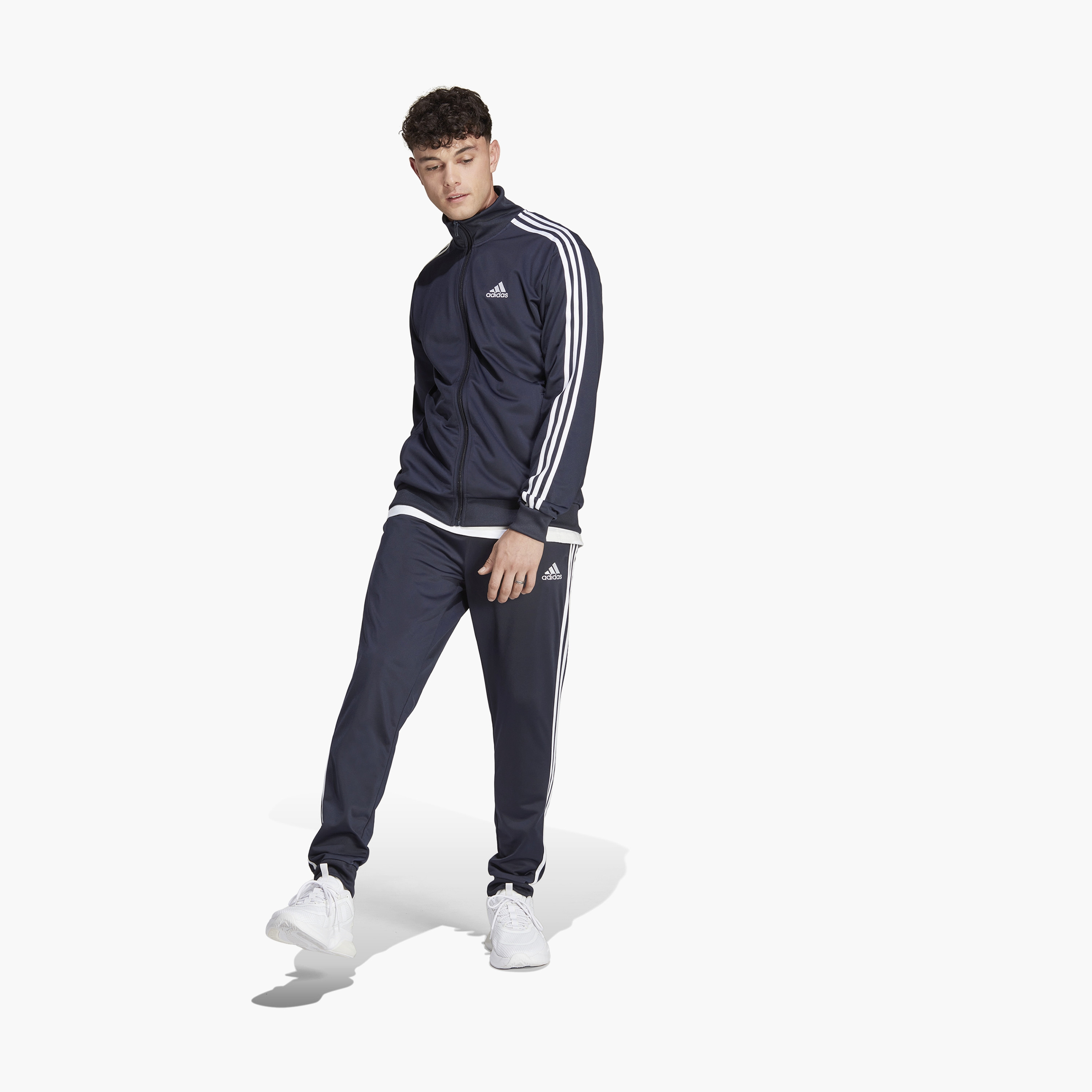 تراك سوت ذو تريكوت أساسي بثلاثة خطوط من أديداس للرجال | OE-men-clothing-sportswearandactivewear-tracksuits-image-1