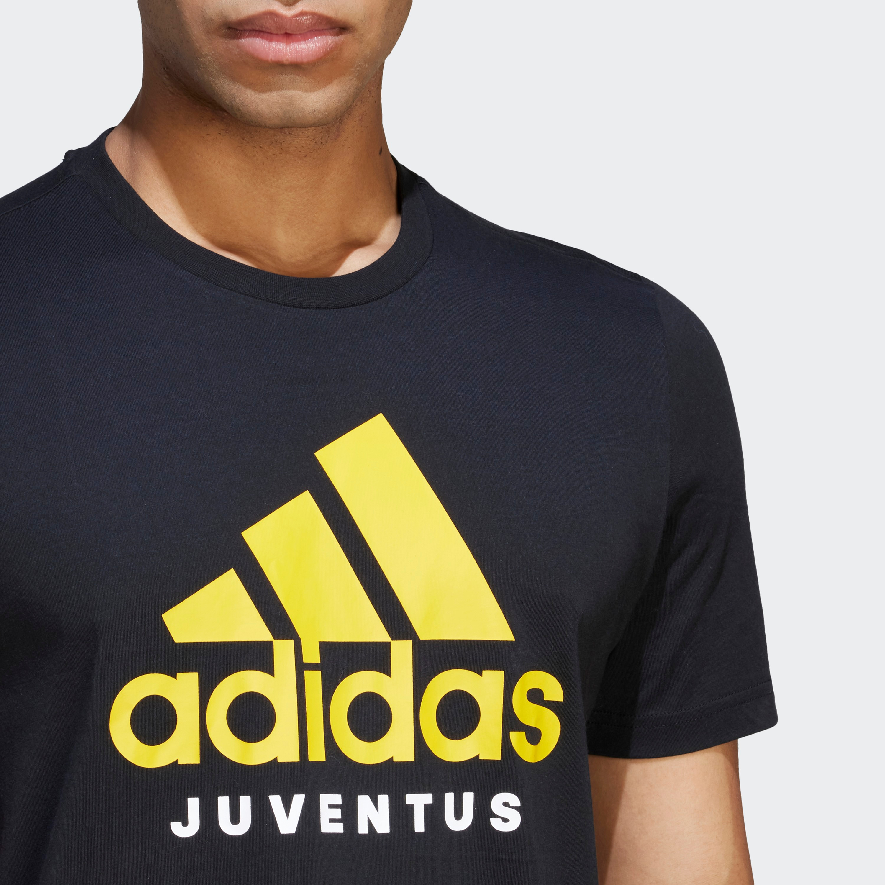 Adidas Men Juventus DNA Graphic T-Shirt | OE-men-clothing-sportswearandactivewear-tshirtsandpolos-image-3