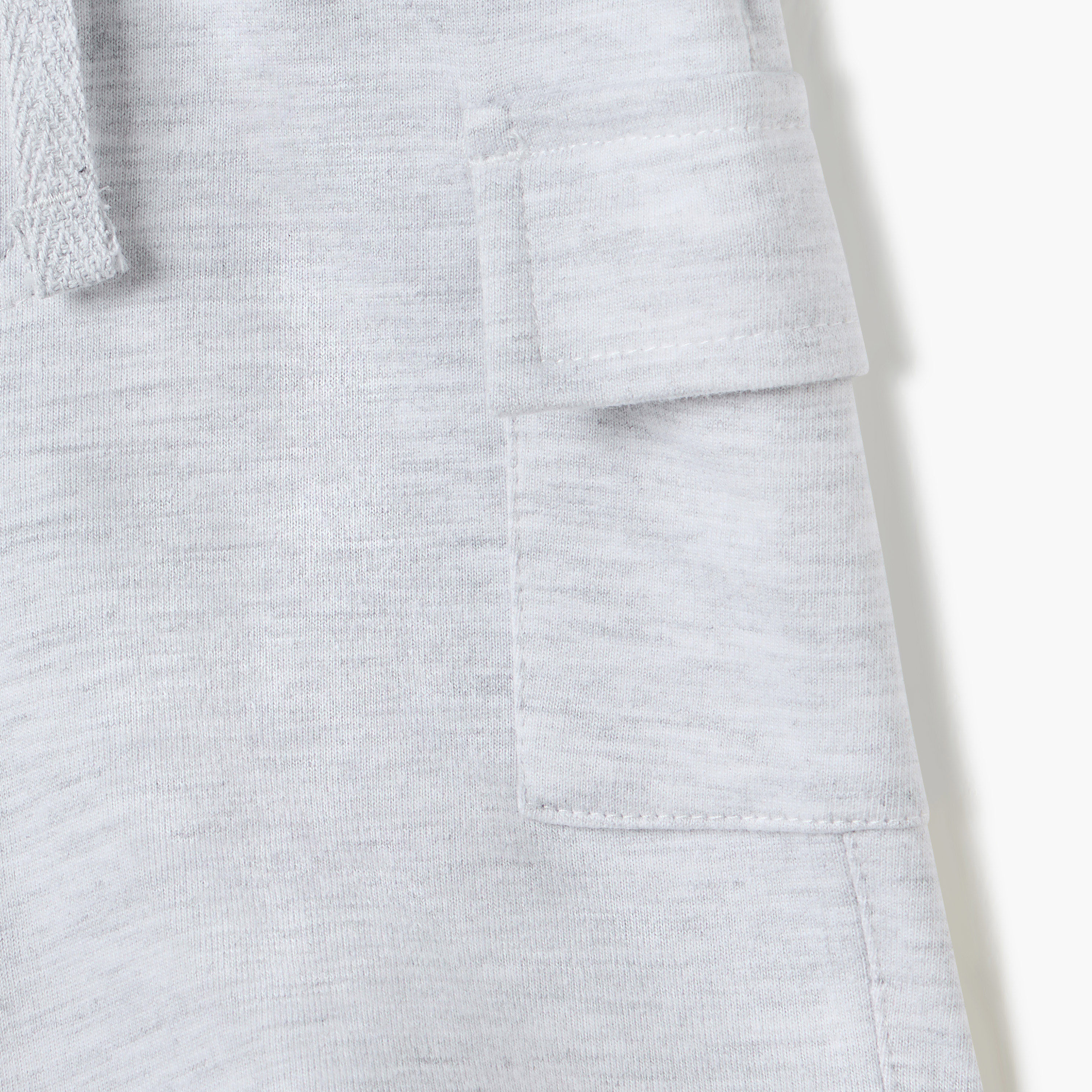 شورت كارجو سادة برباط إغلاق من جونيورز-baby-boys-clothing-bottoms-shorts-image-4