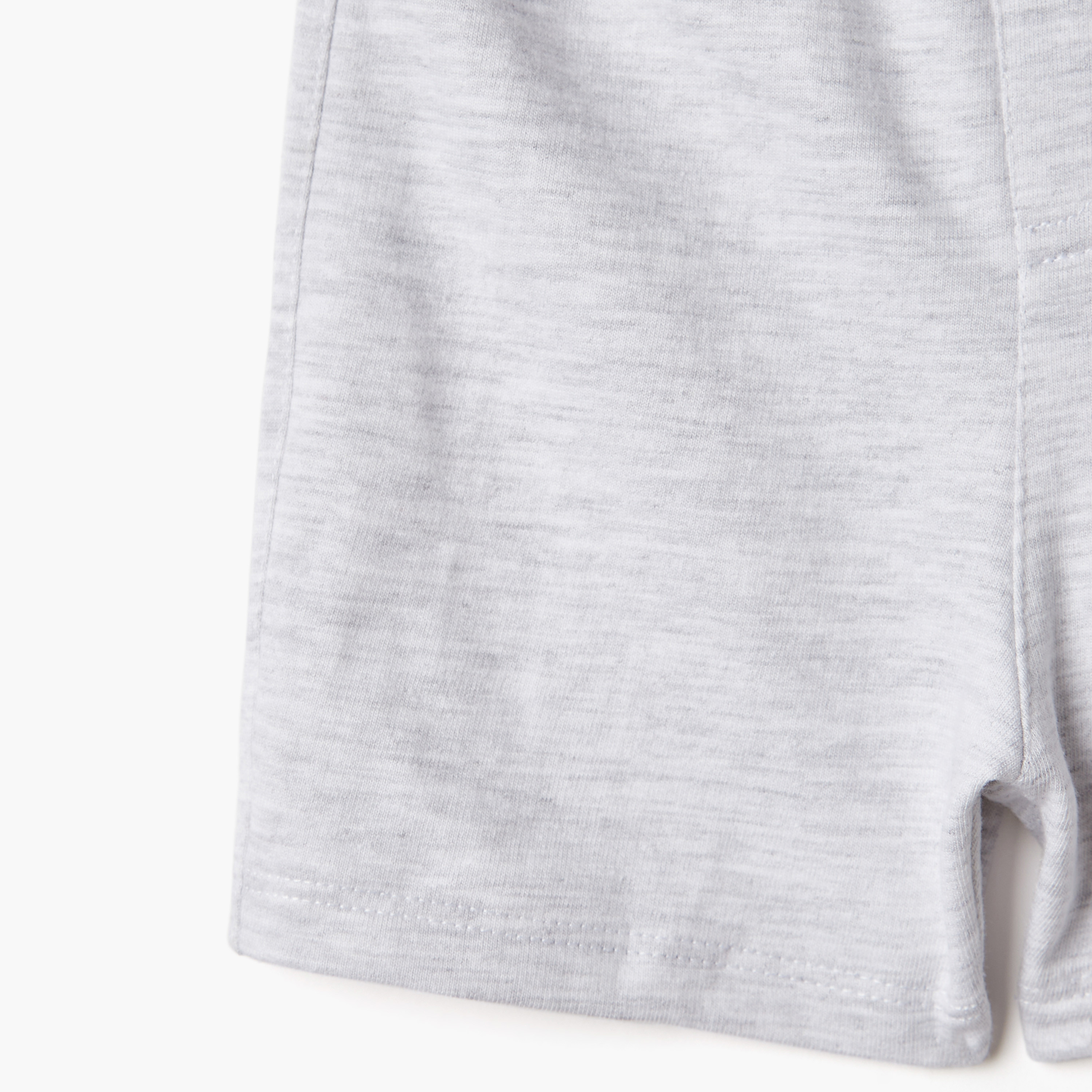 شورت سادة برباط إغلاق وجيب من جونيورز-baby-boys-clothing-bottoms-shorts-image-4