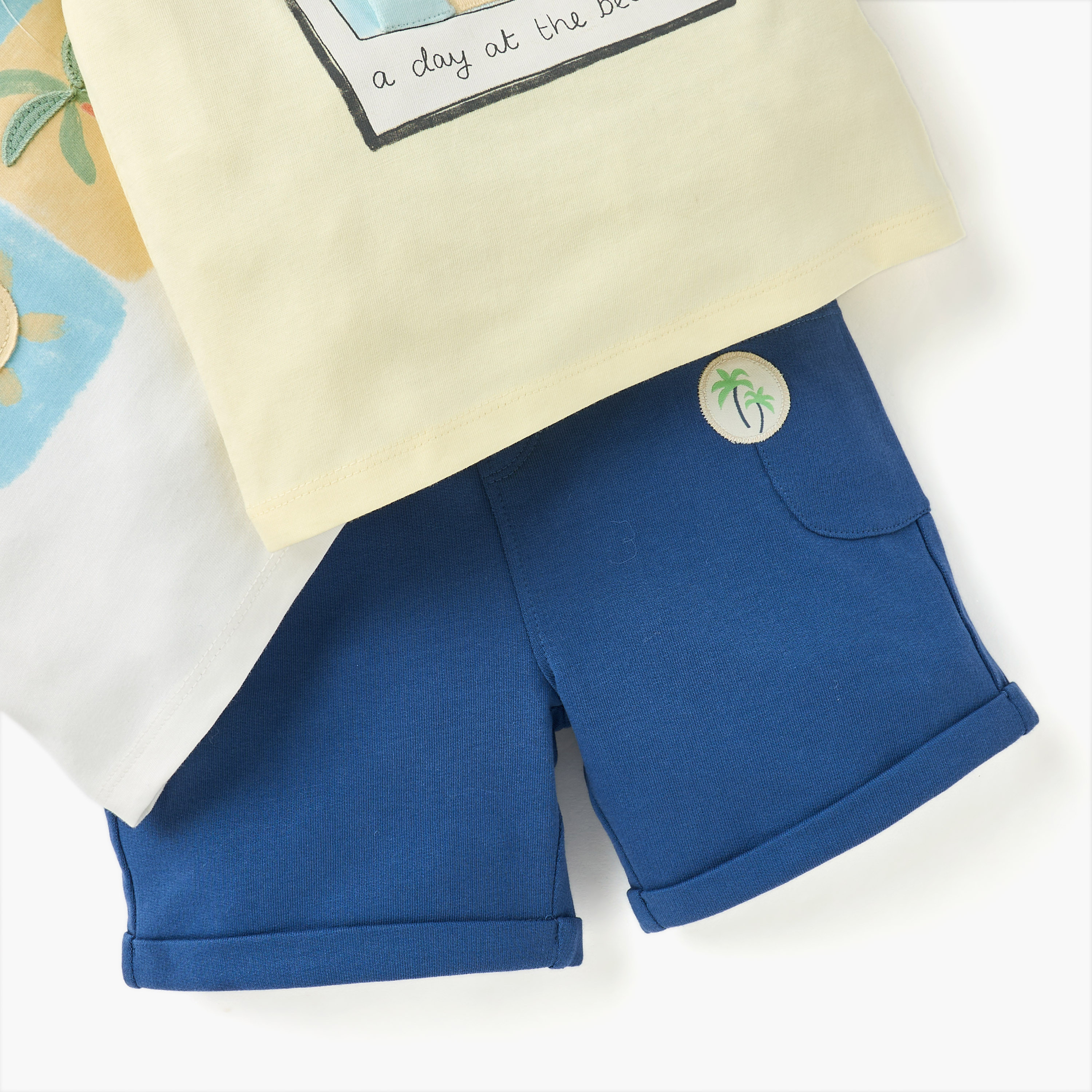 طقم 2 تيشيرت وشورت بطبعات من جونيورز-baby-boys-clothing-setsandcoords-image-5