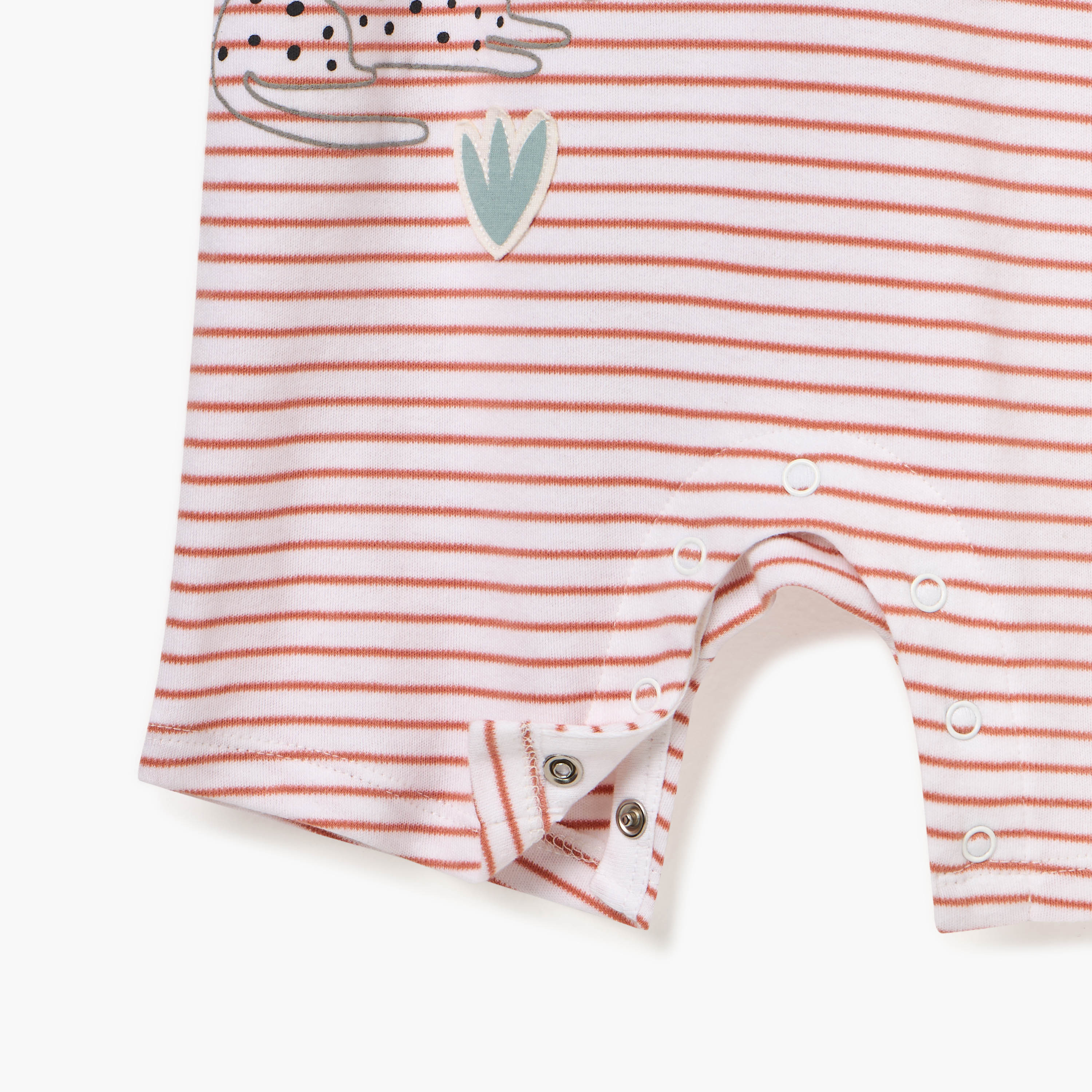 أفرول مخطط بتزيينات حيوانات وأكمام قصيرة من جونيورز-baby-boys-clothing-rompers-image-1