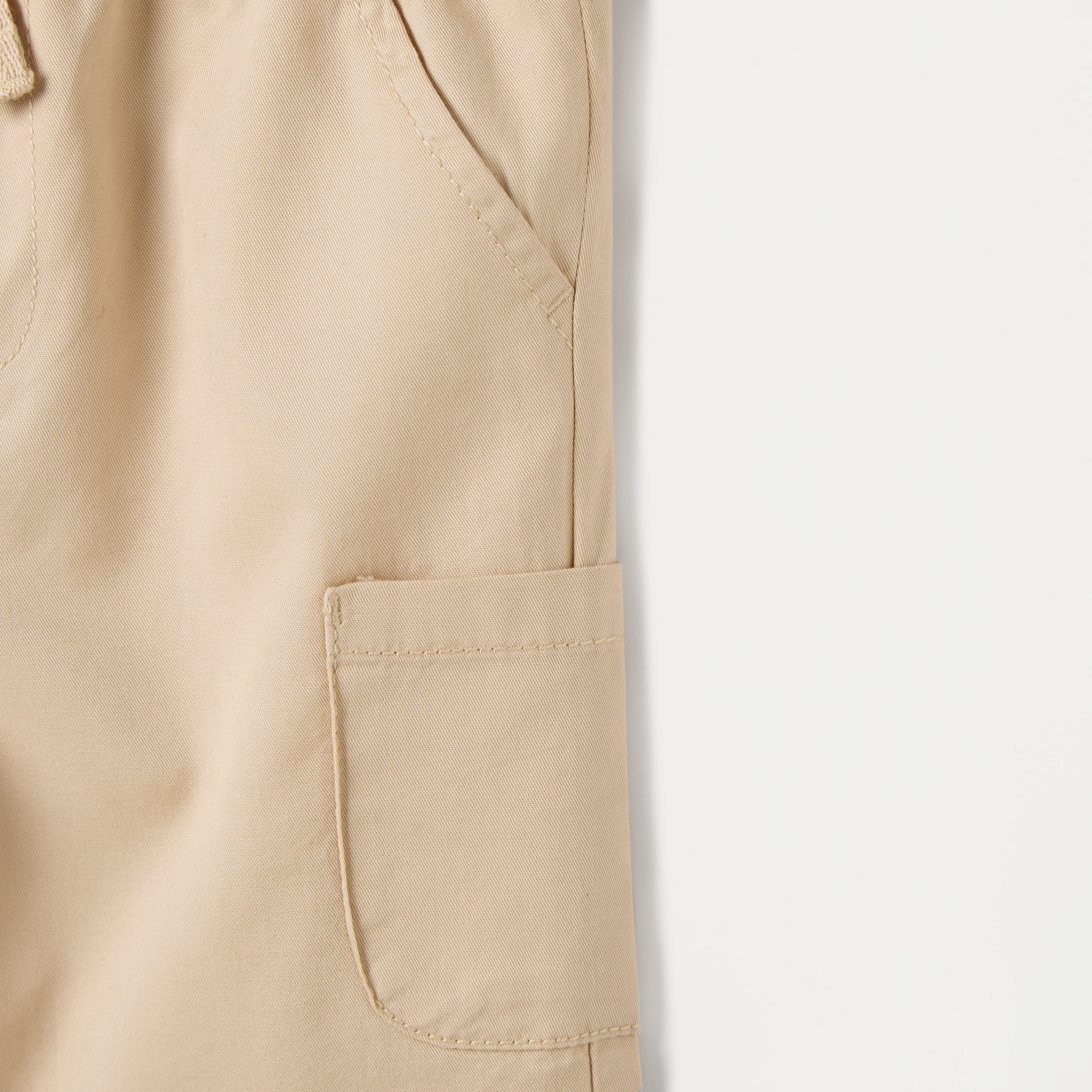 Juniors Solid Shorts with Pockets and Elasticated Drawstring Closure-baby-boys-clothing-bottoms-shorts-image-4