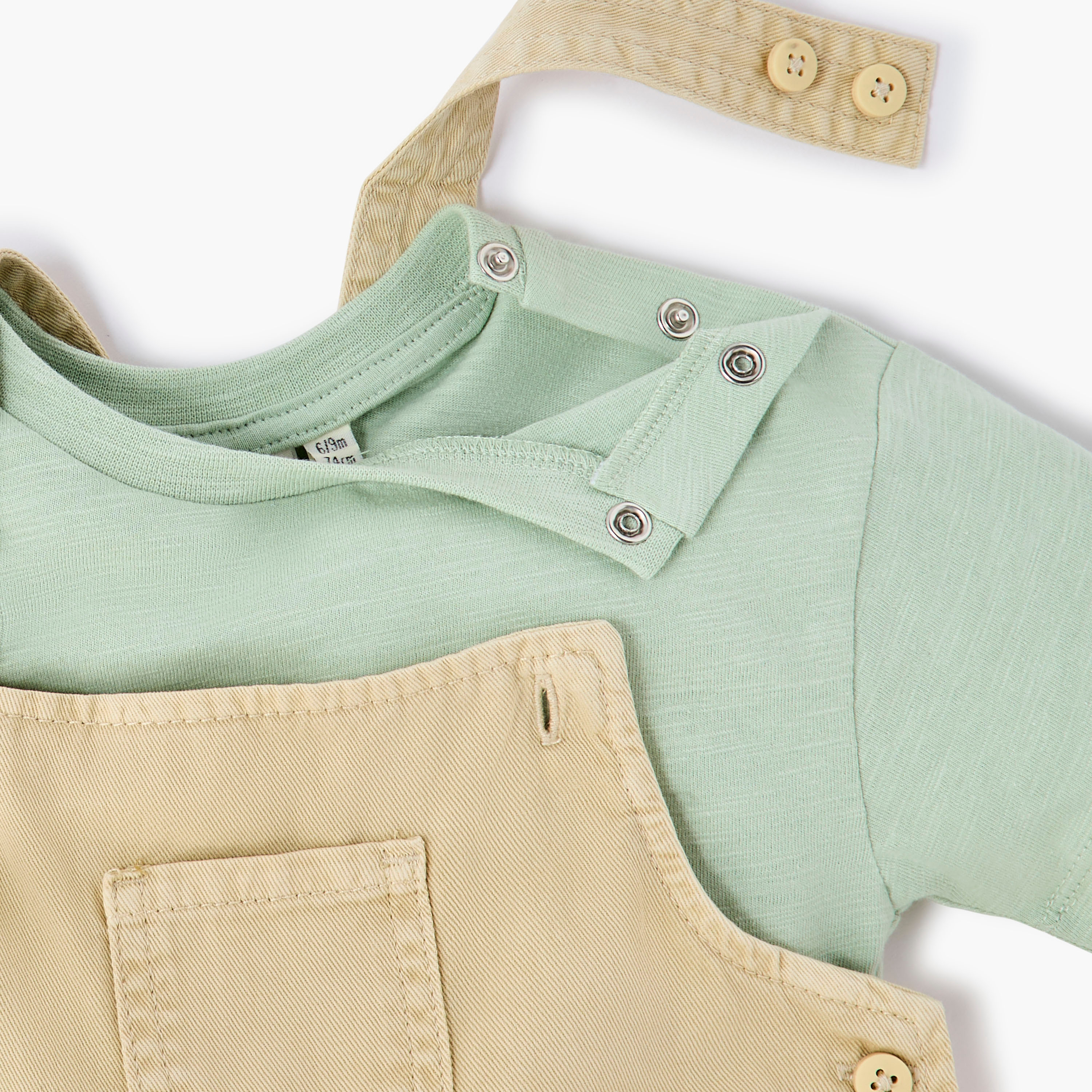 Juniors Solid T-shirt and Dungaree Set-baby-boys-clothing-setsandcoords-image-5