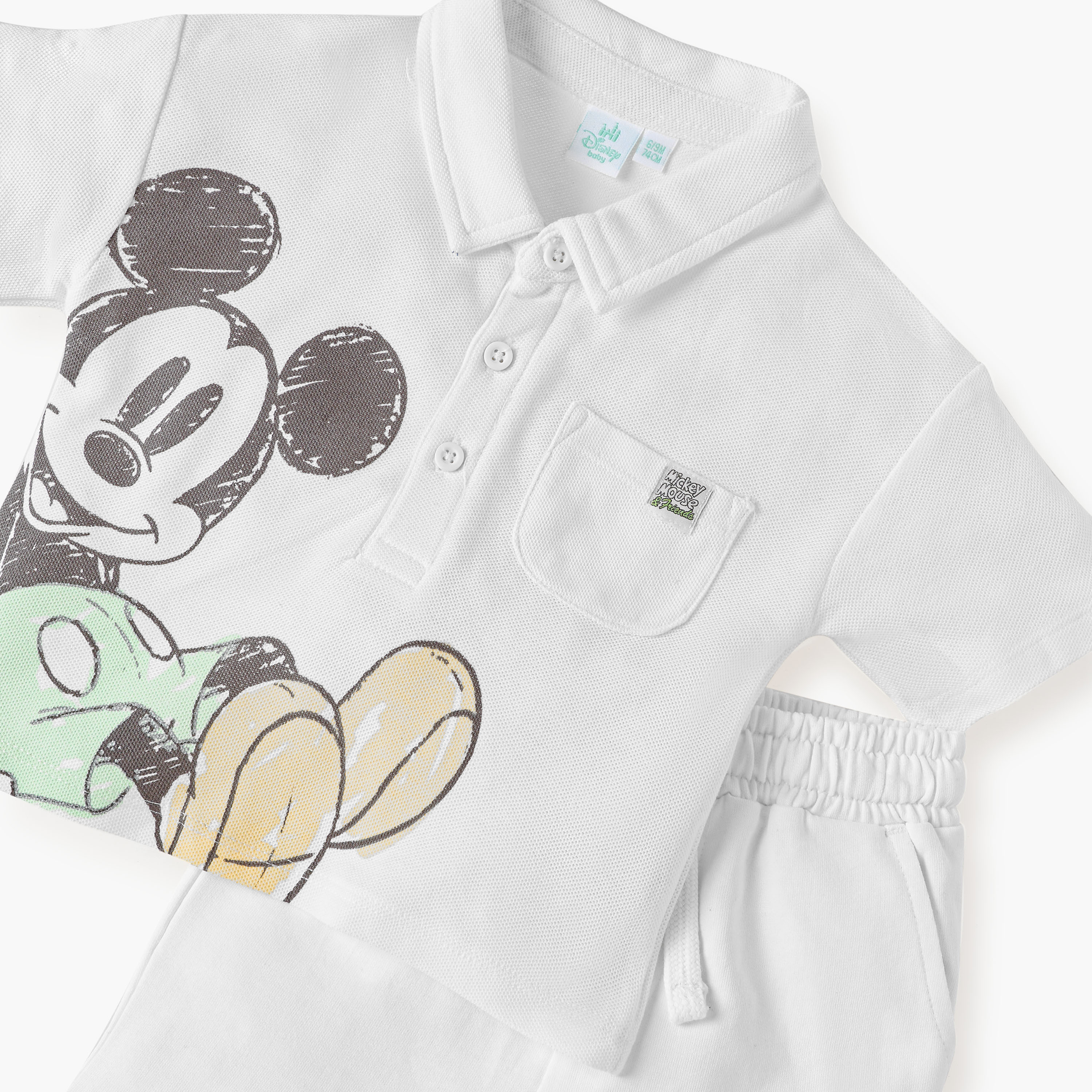 طقم تيشيرت وشورت بطبعات ميكي ماوس من ديزني-baby-boys-clothing-setsandcoords-image-4