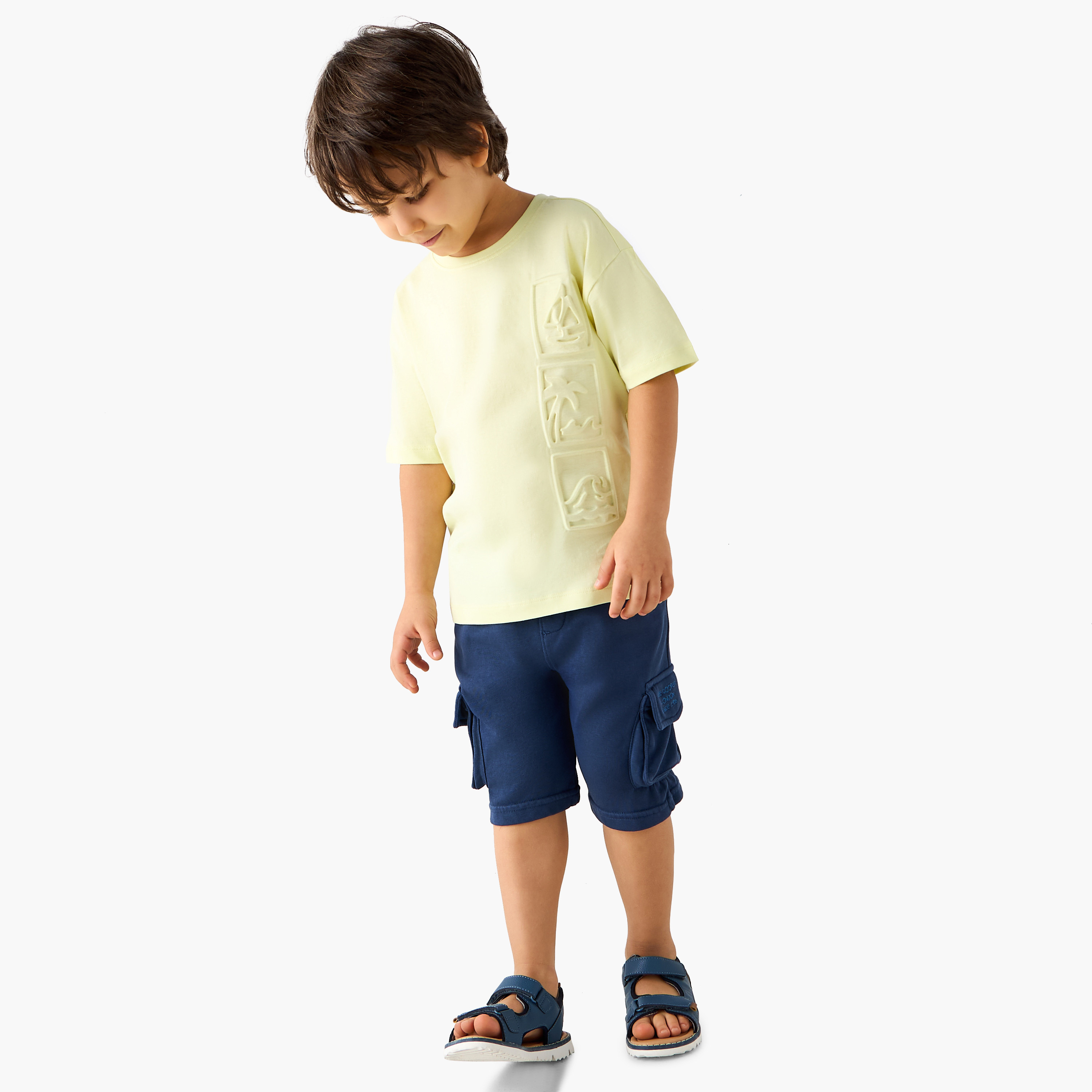 Juniors Embossed Detail T-shirt with Short Sleeves-boys-clothing-tshirtsandpolos-image-2