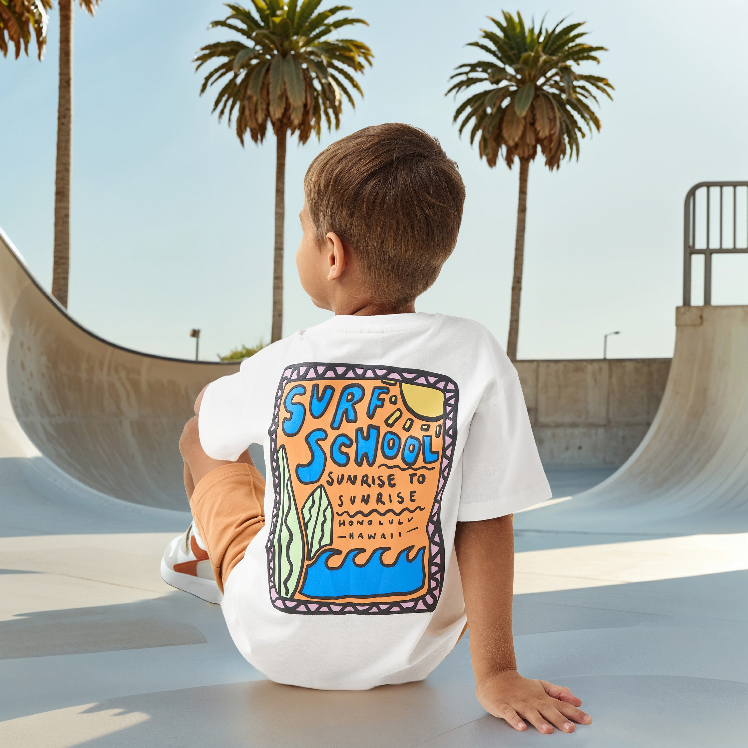 تيشيرت بأكمام قصيرة وطبعات جرافيك من جونيورز-boys-clothing-tshirtsandpolos-image-3