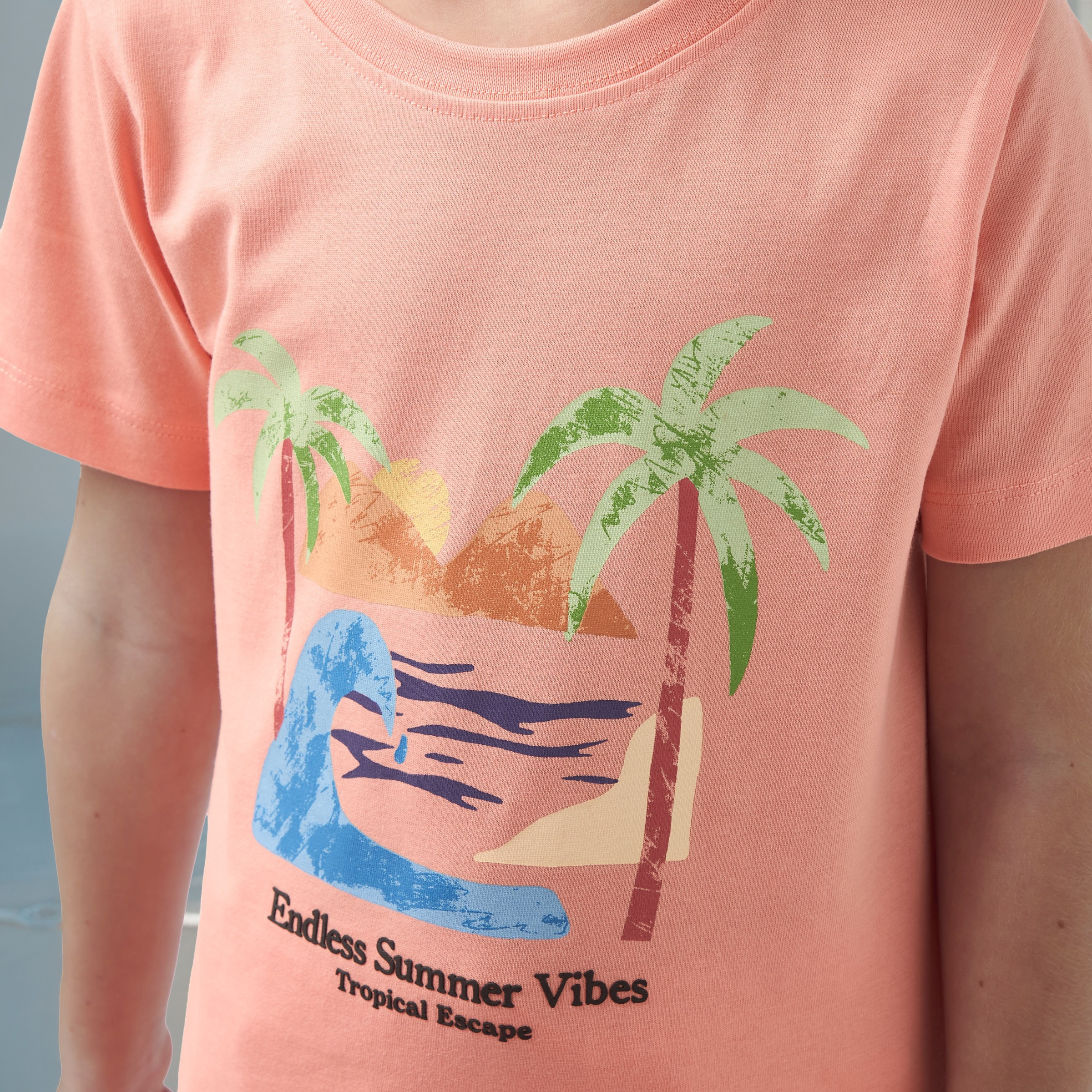 Juniors Beach Print T-shirt with Crew Neck and Short Sleeves-boys-clothing-tshirtsandpolos-image-4