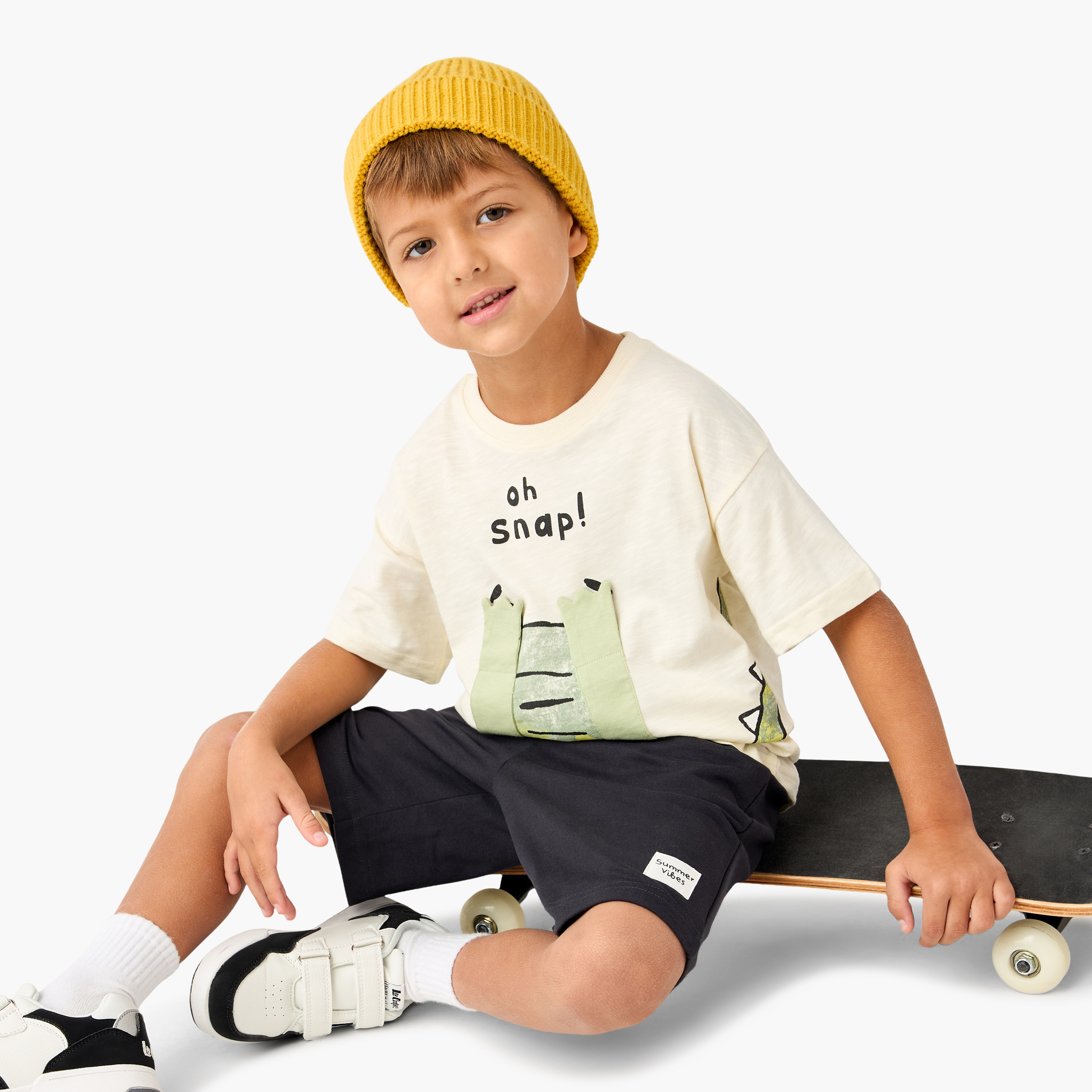 Juniors Graphic Print Crew Neck T-shirt with Short Sleeves-boys-clothing-tshirtsandpolos-image-2