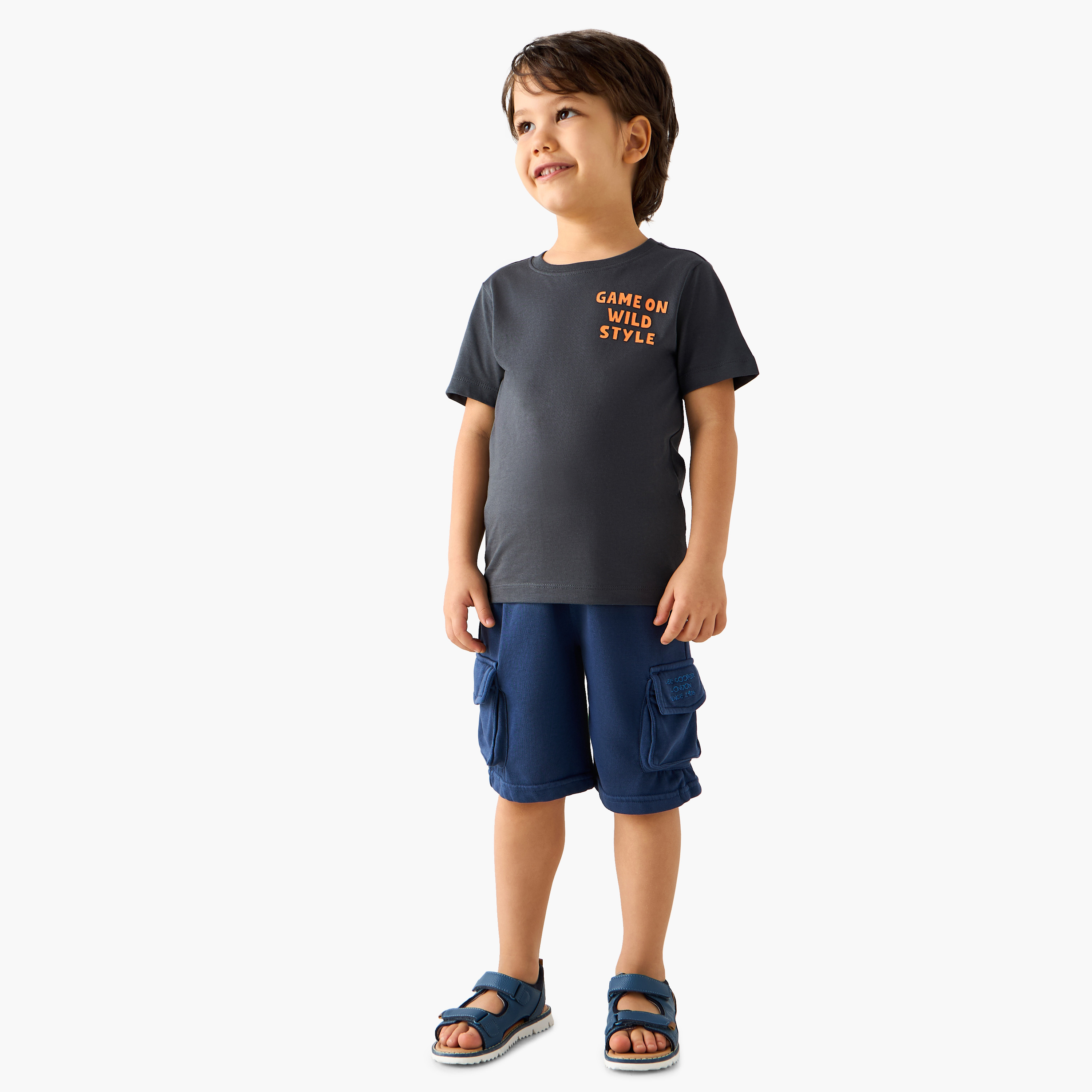 تيشيرت بأكمام قصيرة وطبعات تايبوجرافيك من جونيورز-boys-clothing-tshirtsandpolos-image-2