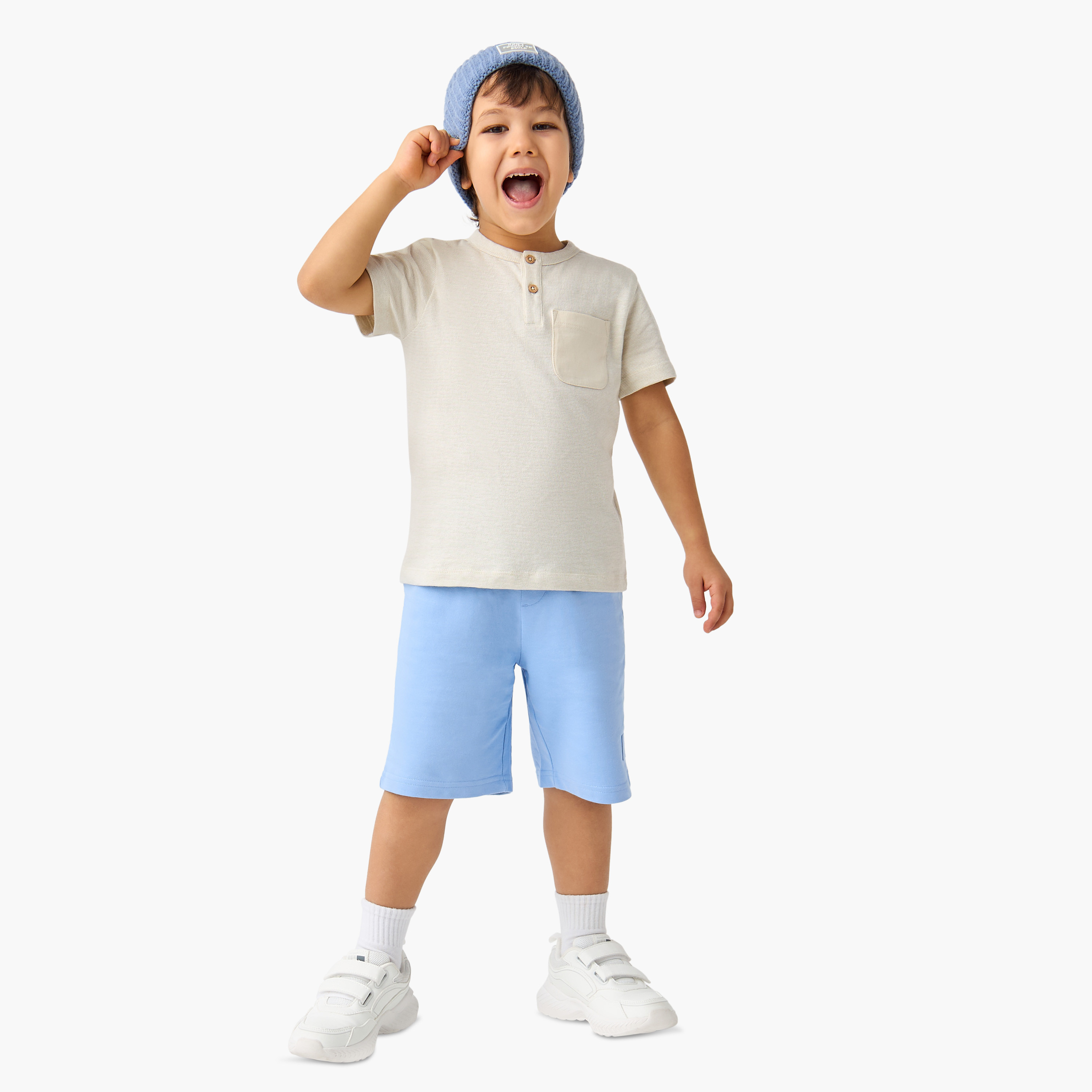 Juniors Solid Henley Neck T-shirt with Short Sleeves and Pocket-boys-clothing-tshirtsandpolos-image-2