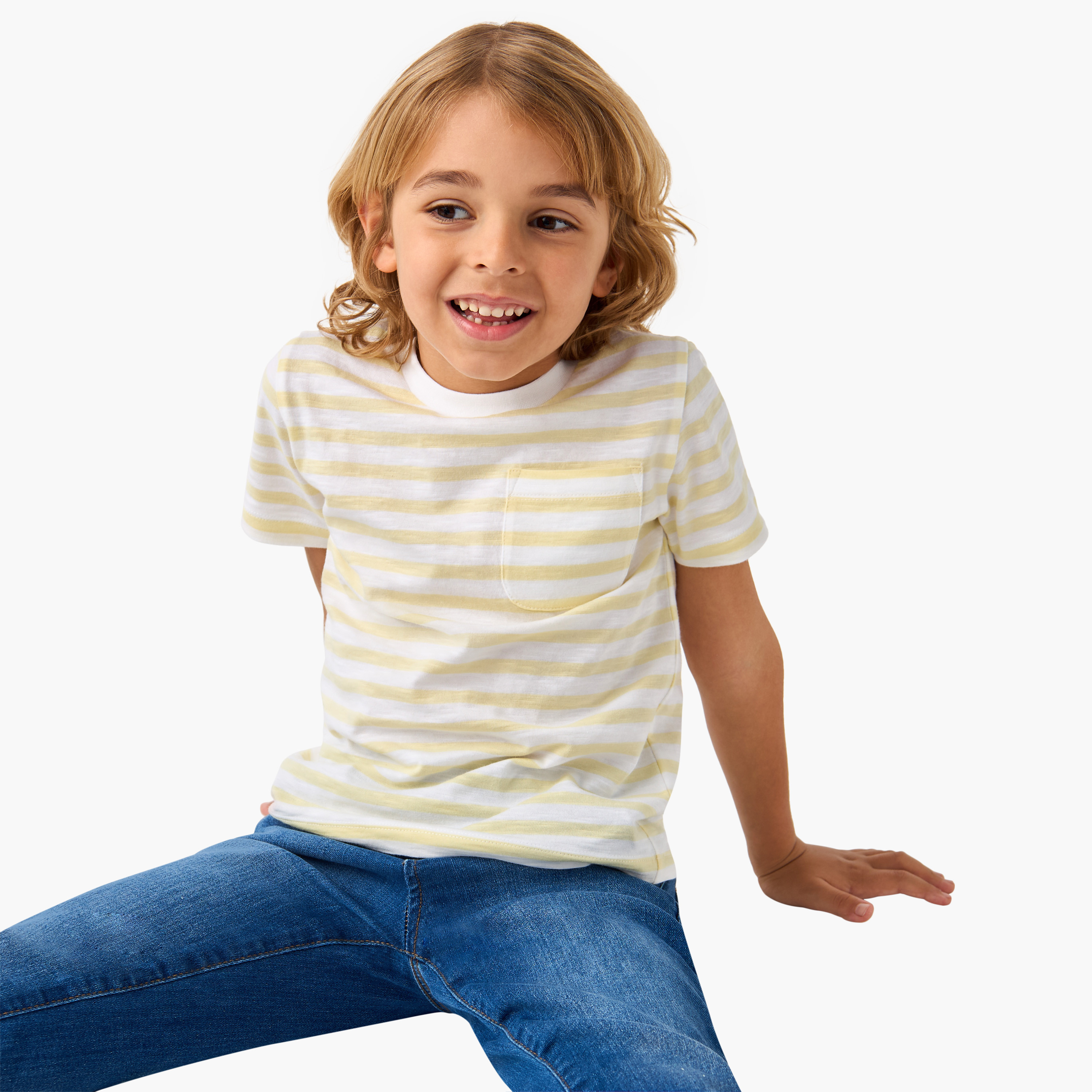 تيشيرت مخطط بياقة ضيقة وأكمام قصيرة من جونيورز-boys-clothing-tshirtsandpolos-image-1