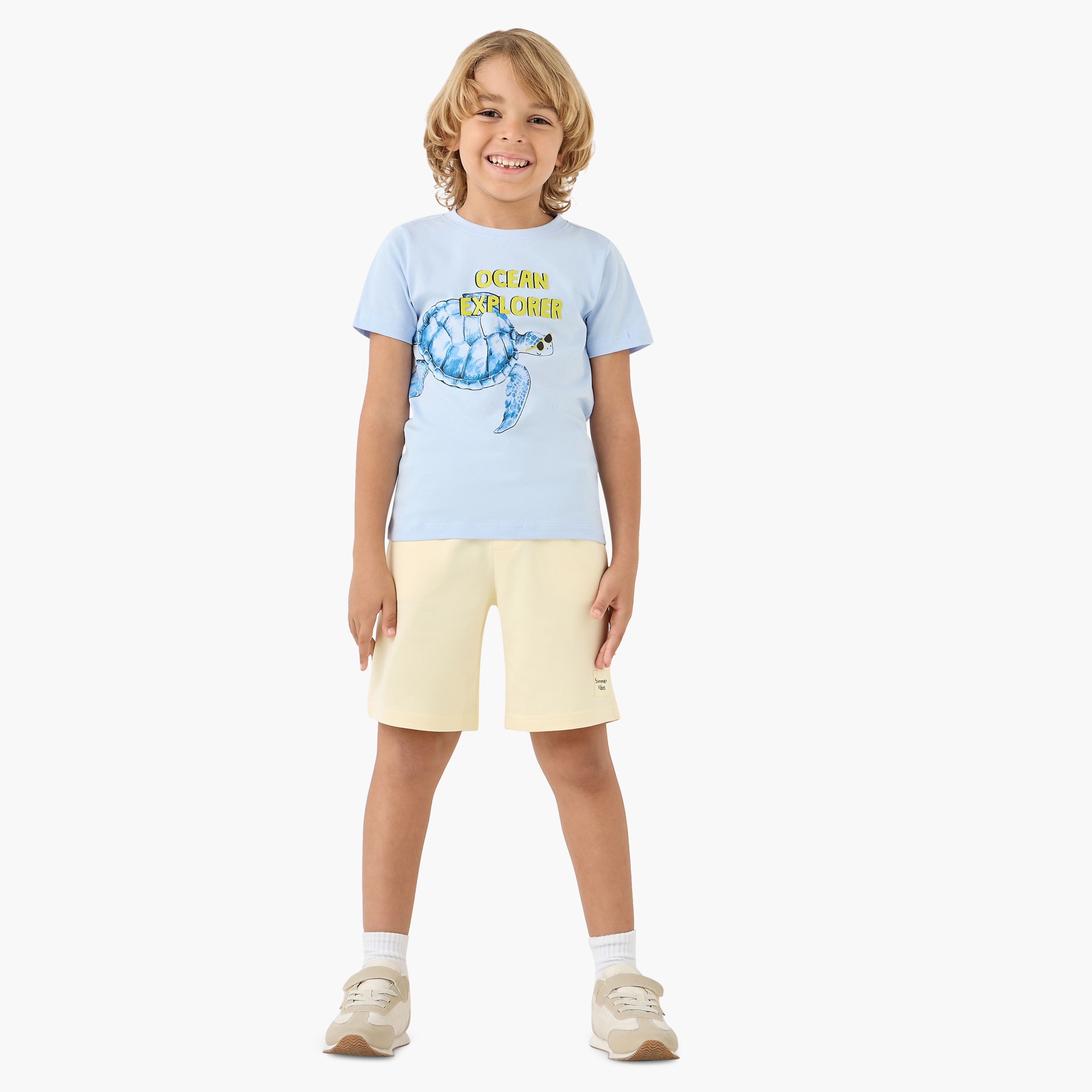 Juniors Slogan Applique Shorts with Pockets and Drawstring Closure-boys-clothing-bottoms-shorts-image-2