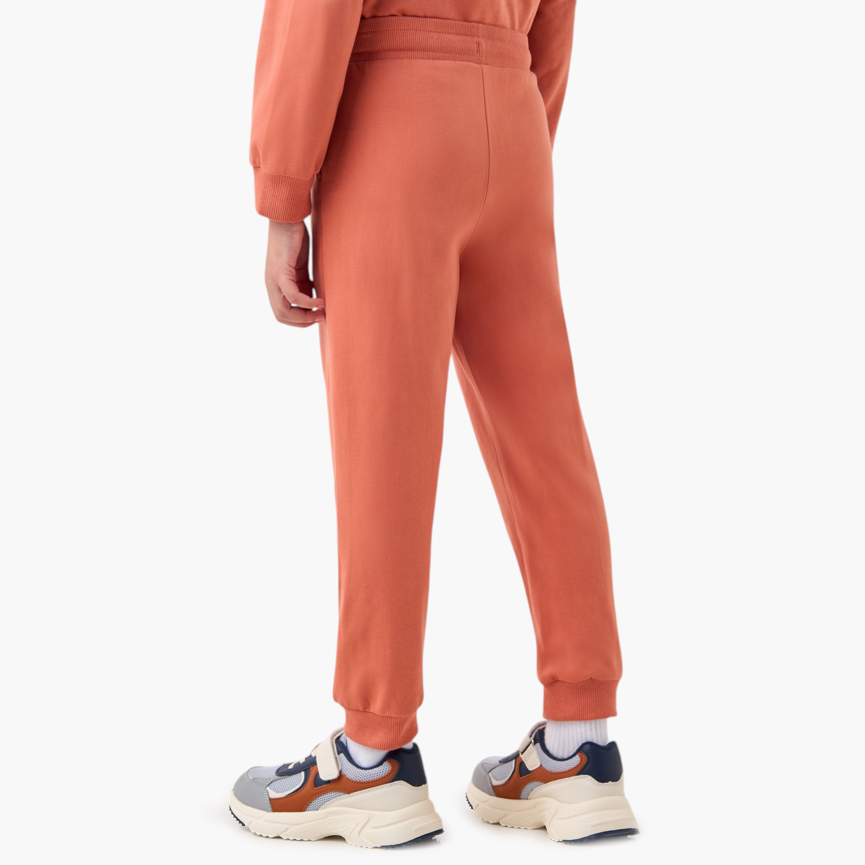 بنطلون رياضي سادة بجيوب ورباط إغلاق من جونيورز-boys-clothing-bottoms-joggersandtrackpants-image-3