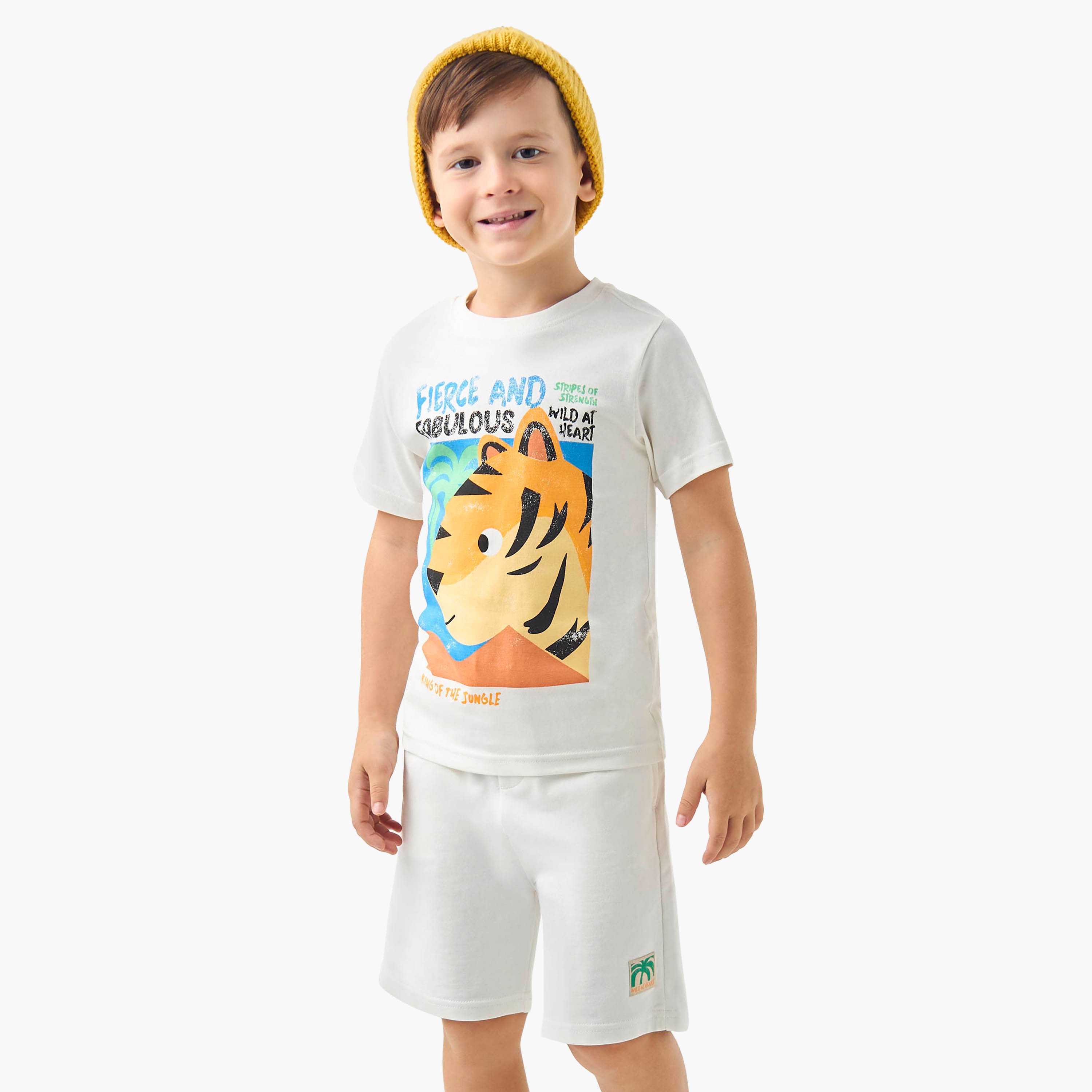 طقم شورت وتيشيرت بياقة ضيقة وطبعات قطعتين من جونيورز-boys-clothing-setsandcoords-image-2