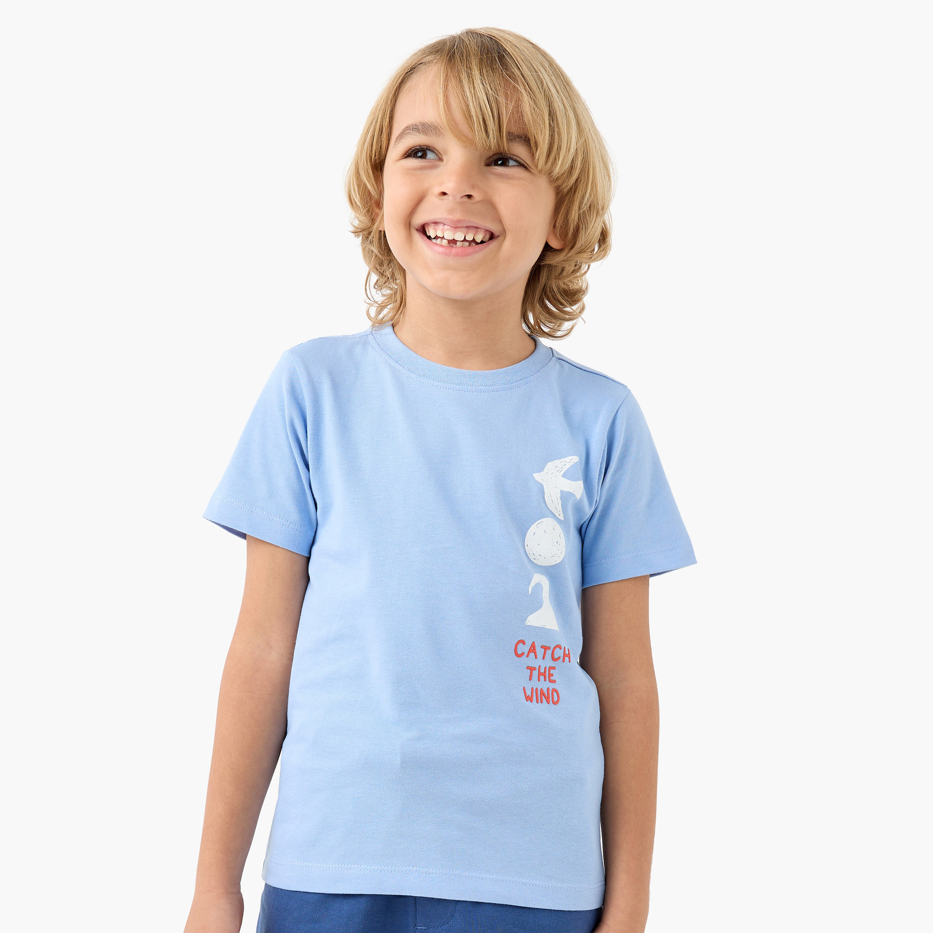 طقم تيشيرت بياقة ضيقة وشورت بطبعات 3 قطع من جونيورز-boys-clothing-setsandcoords-image-2