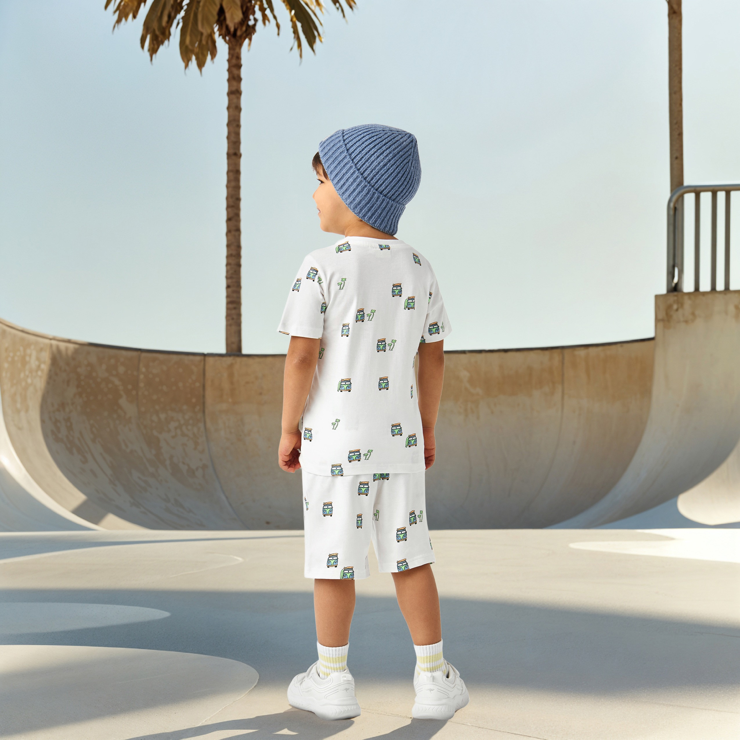 شورت بطبعات مع تيشيرتات من جونيورز-boys-clothing-setsandcoords-image-6