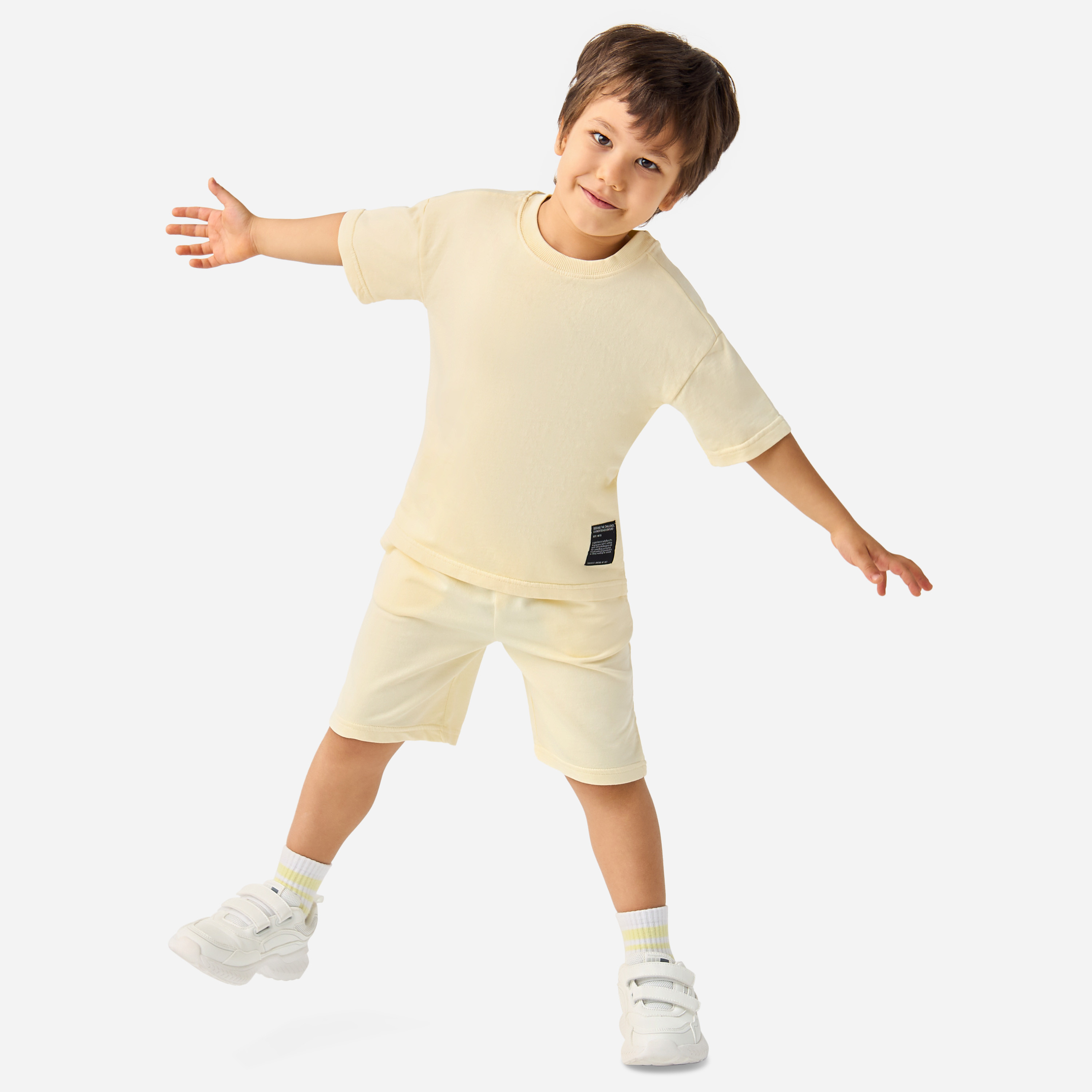 طقم شورت وتيشيرت سادة من جونيورز-boys-clothing-setsandcoords-image-2