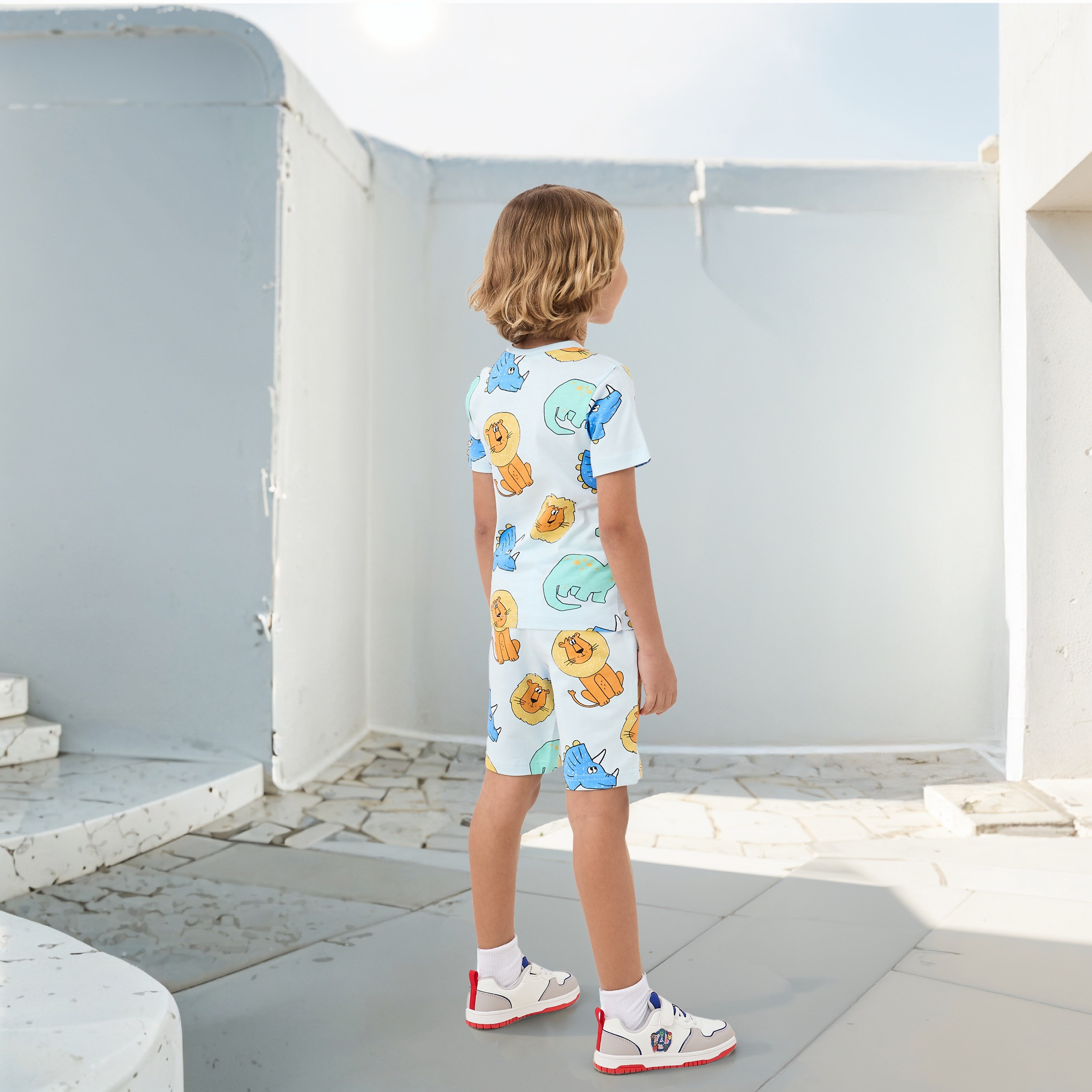 طقم شورت وتيشيرت بطبعات حيوانات 3 قطع من جونيورز-boys-clothing-setsandcoords-image-3