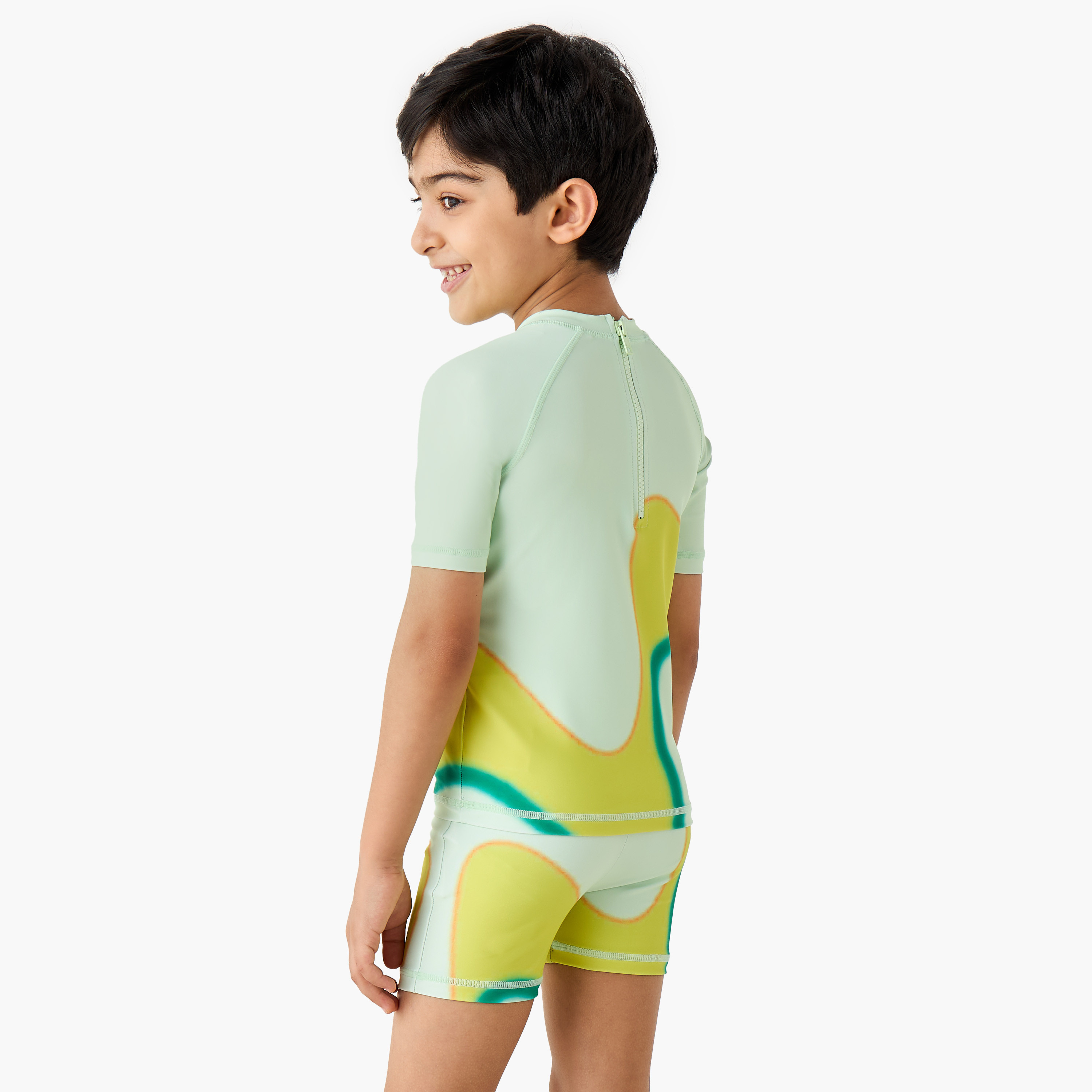 طقم شورت وتيشيرت سباحة بطبعات من جونيورز-baby-boys-clothing-swimwear-image-4