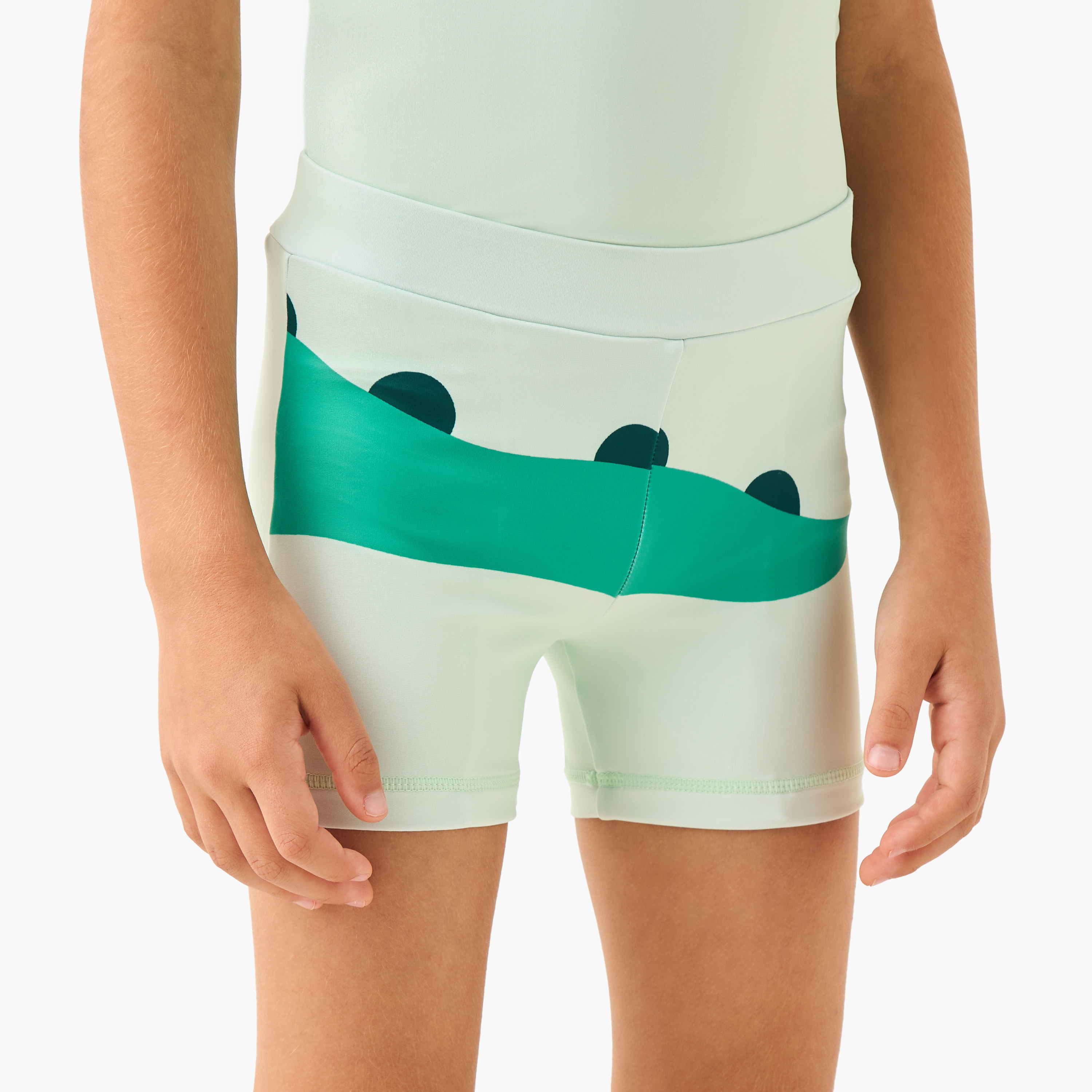 طقم شورت سباحة وتيشيرت واقي من الطفح الجلدي بطبعات سلحفاة من جونيورز-baby-boys-clothing-swimwear-image-3