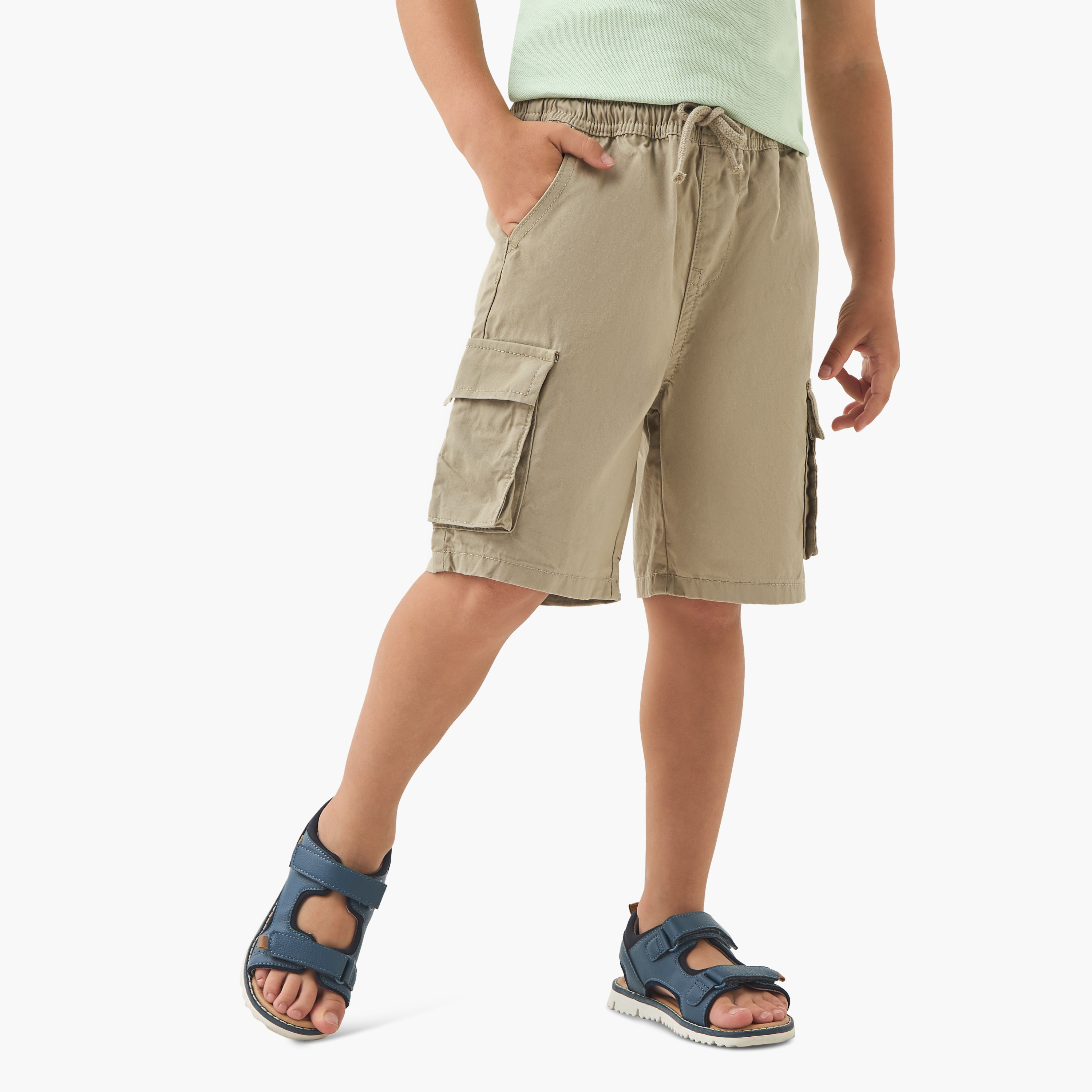 شورت كارجو سادة برباط إغلاق من جونيورز-boys-clothing-bottoms-shorts-image-5