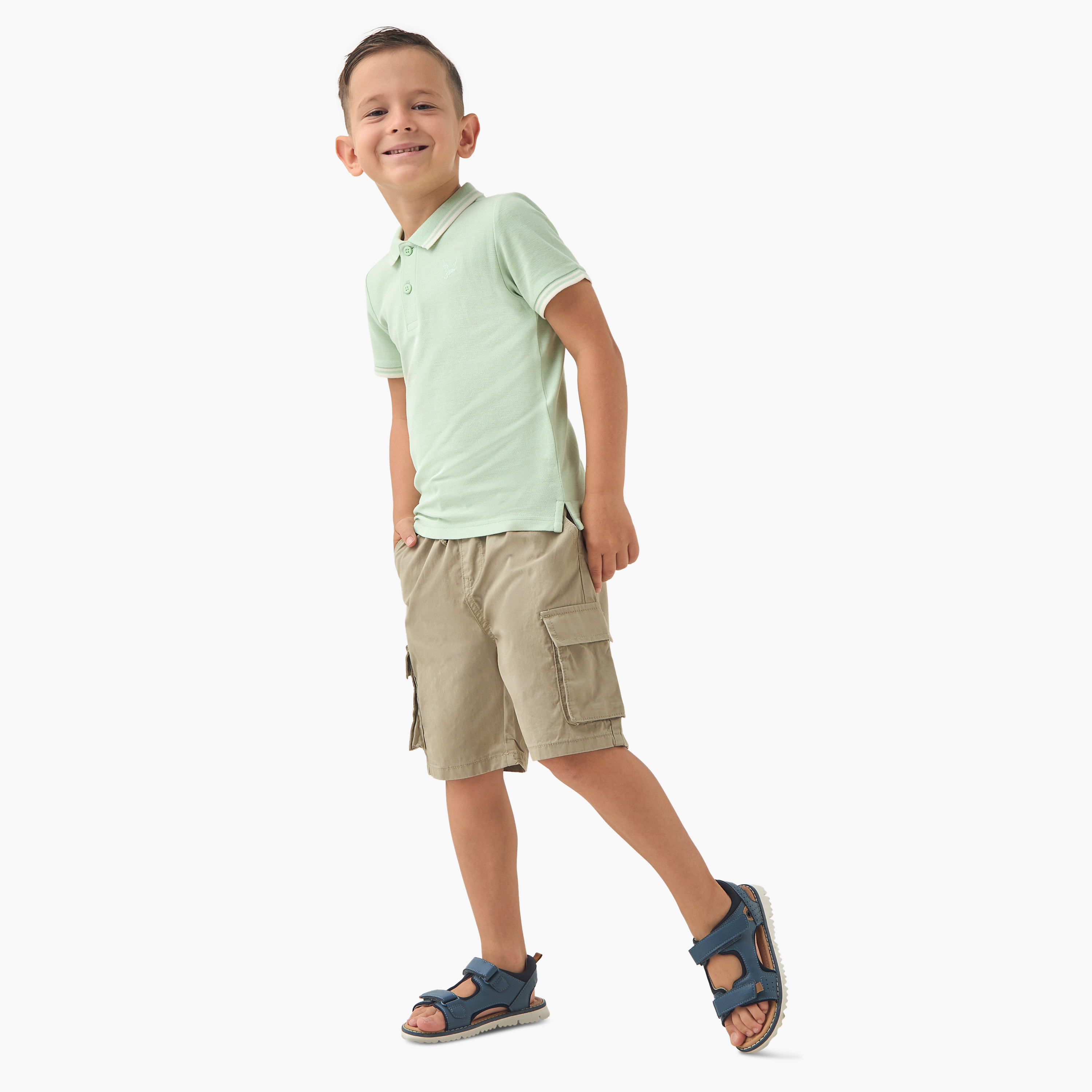 شورت كارجو سادة برباط إغلاق من جونيورز-boys-clothing-bottoms-shorts-image-4
