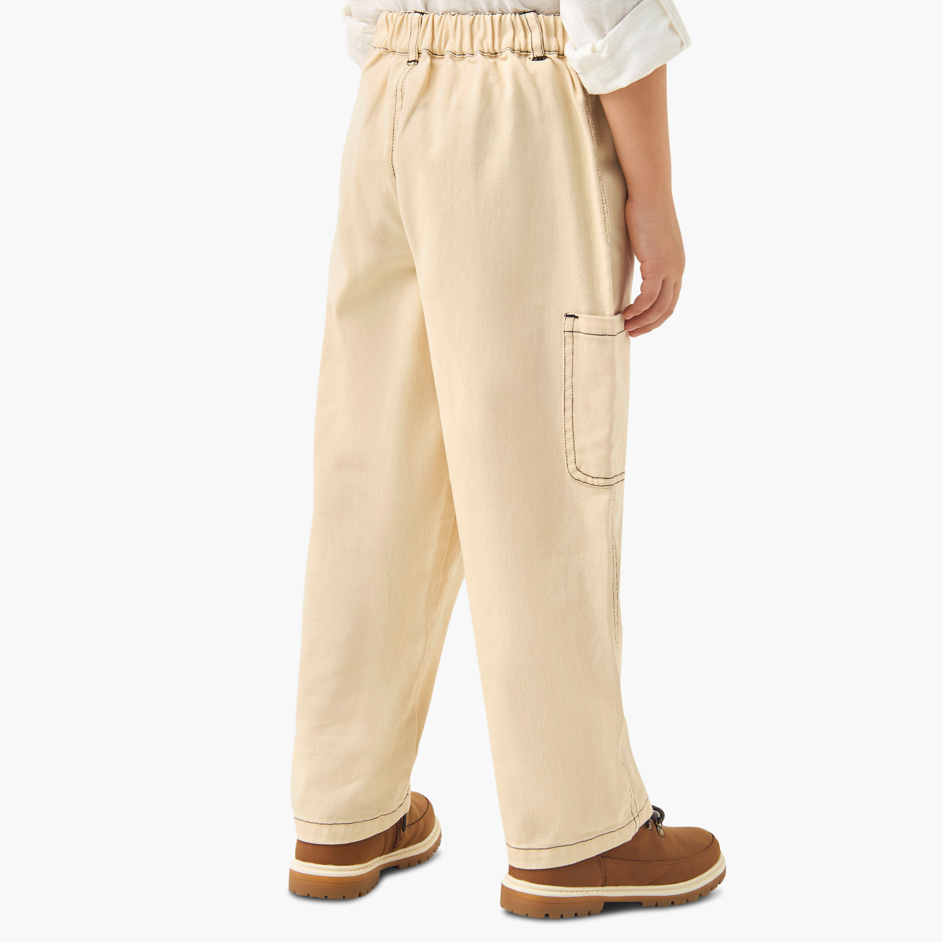 بنطلون سادة بأزرار وجيوب من إليجو -boys-clothing-bottoms-trousers-image-2