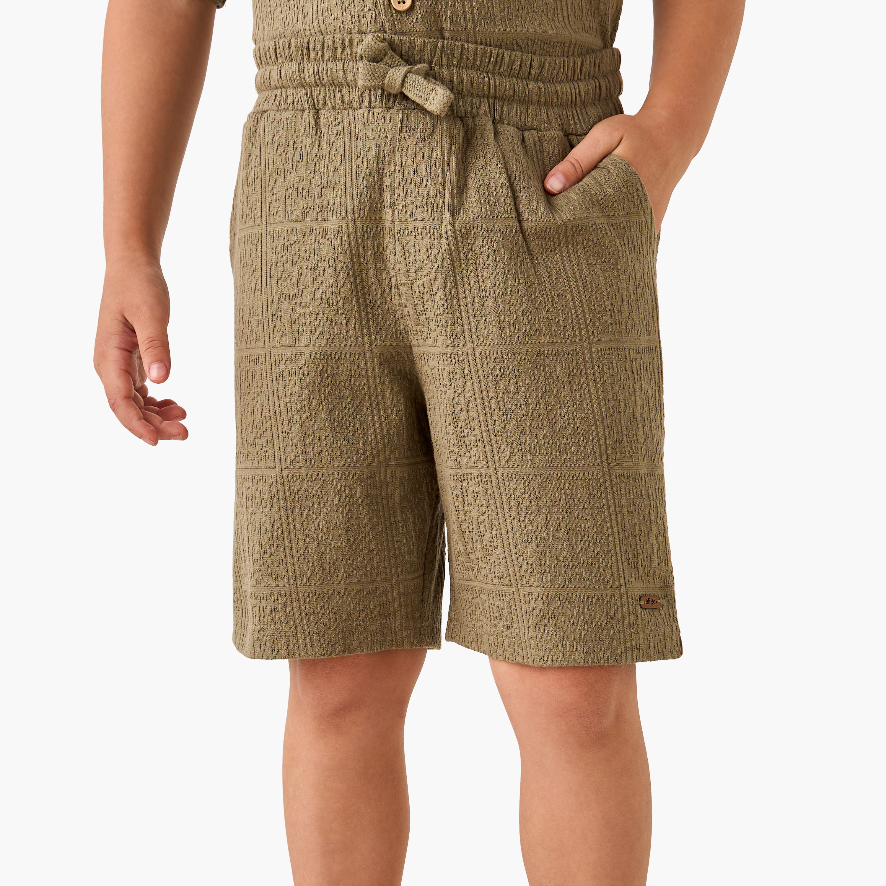 طقم قميص وشورت بارز الملمس من إليجو-boys-clothing-setsandcoords-image-3