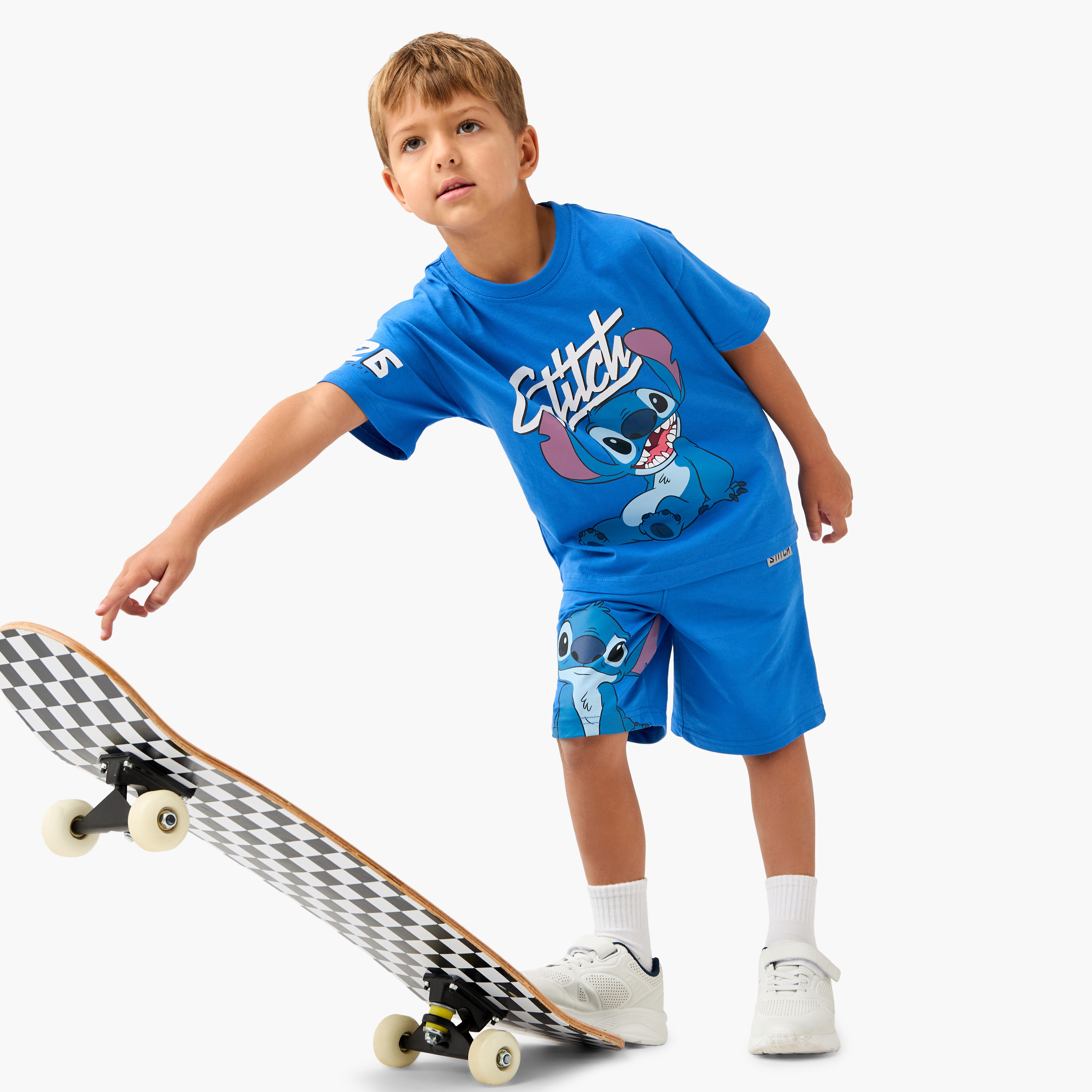 طقم تيشيرت وشورت بطبعات-boys-clothing-setsandcoords-image-1